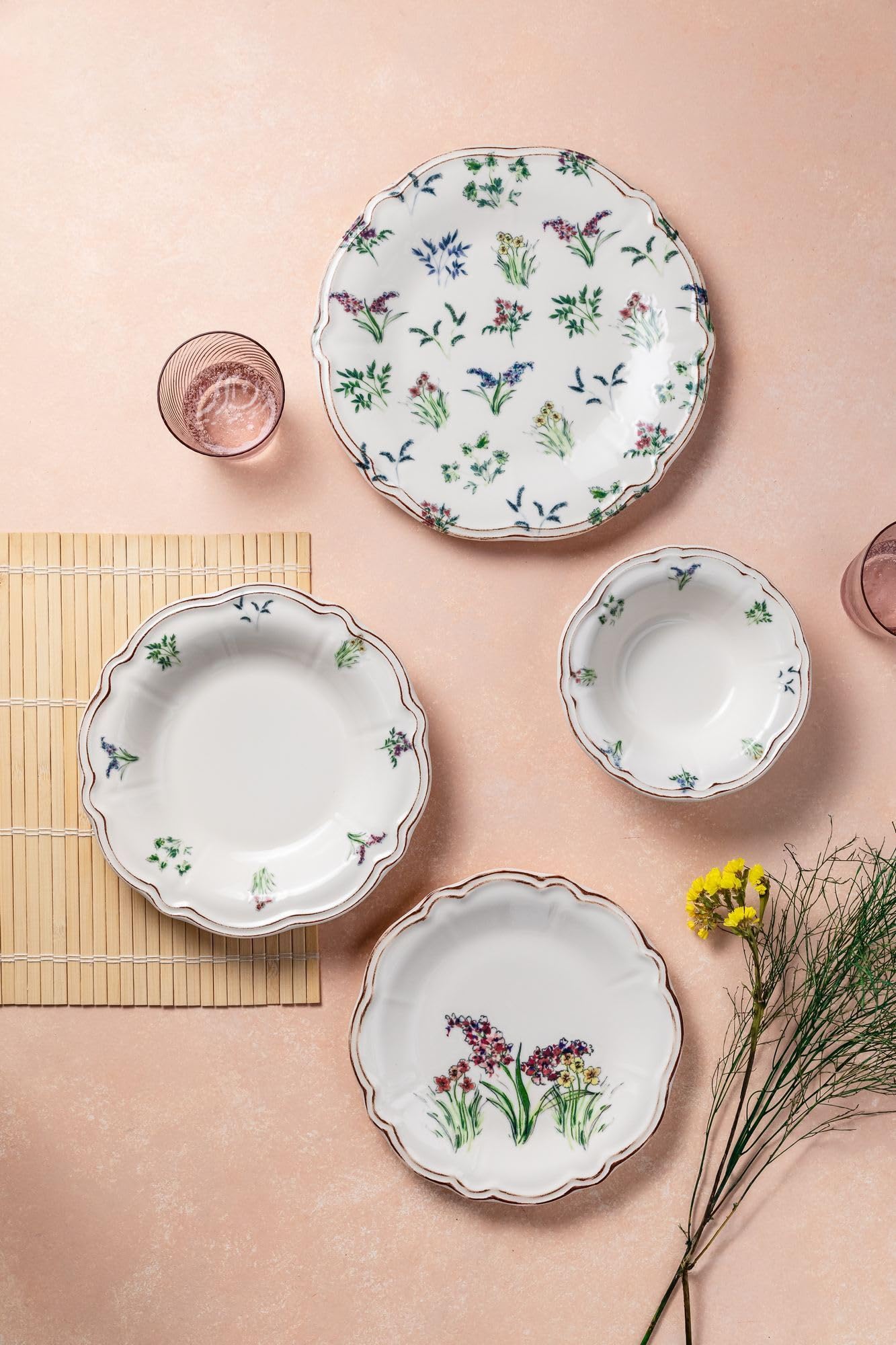 Elegancki 24-częściowy serwis obiadowy, 100% porcelana, w zestawie talerze do serwowania, miski i talerze deserowe, można myć w zmywarce i używać w kuchence mikrofalowej