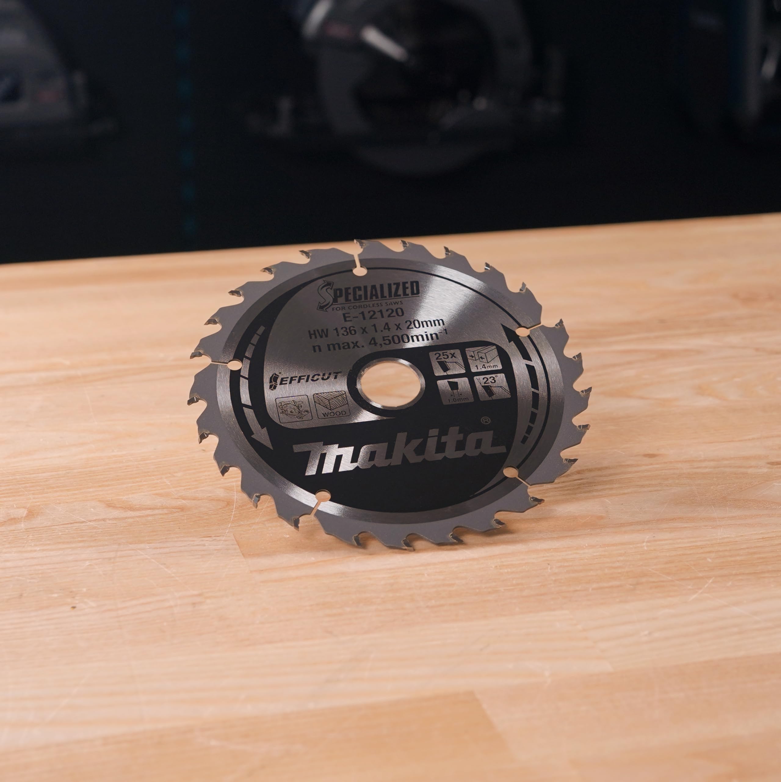 Makita E-12108 Lame de scie à efficut TCT 136 x 20 x 25 dents, noir