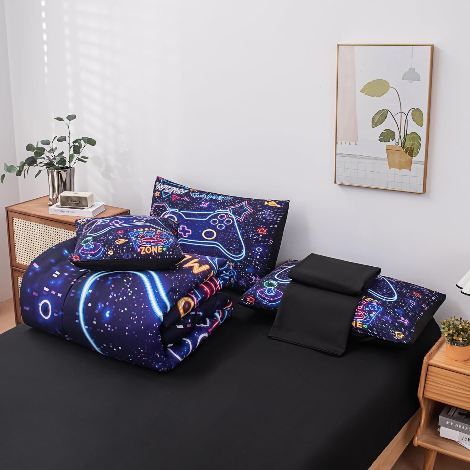 MWMWMW 6 Pcs Boys Queen Comforter Set, Game Console Bedding Set Queen for Boys Girls, Gaming Bedding Set for Kids Girls (1Comforter, 1Flat Sheet, 1Fitted Sheet, 1 Pillow Cover, 2Pillowcases)