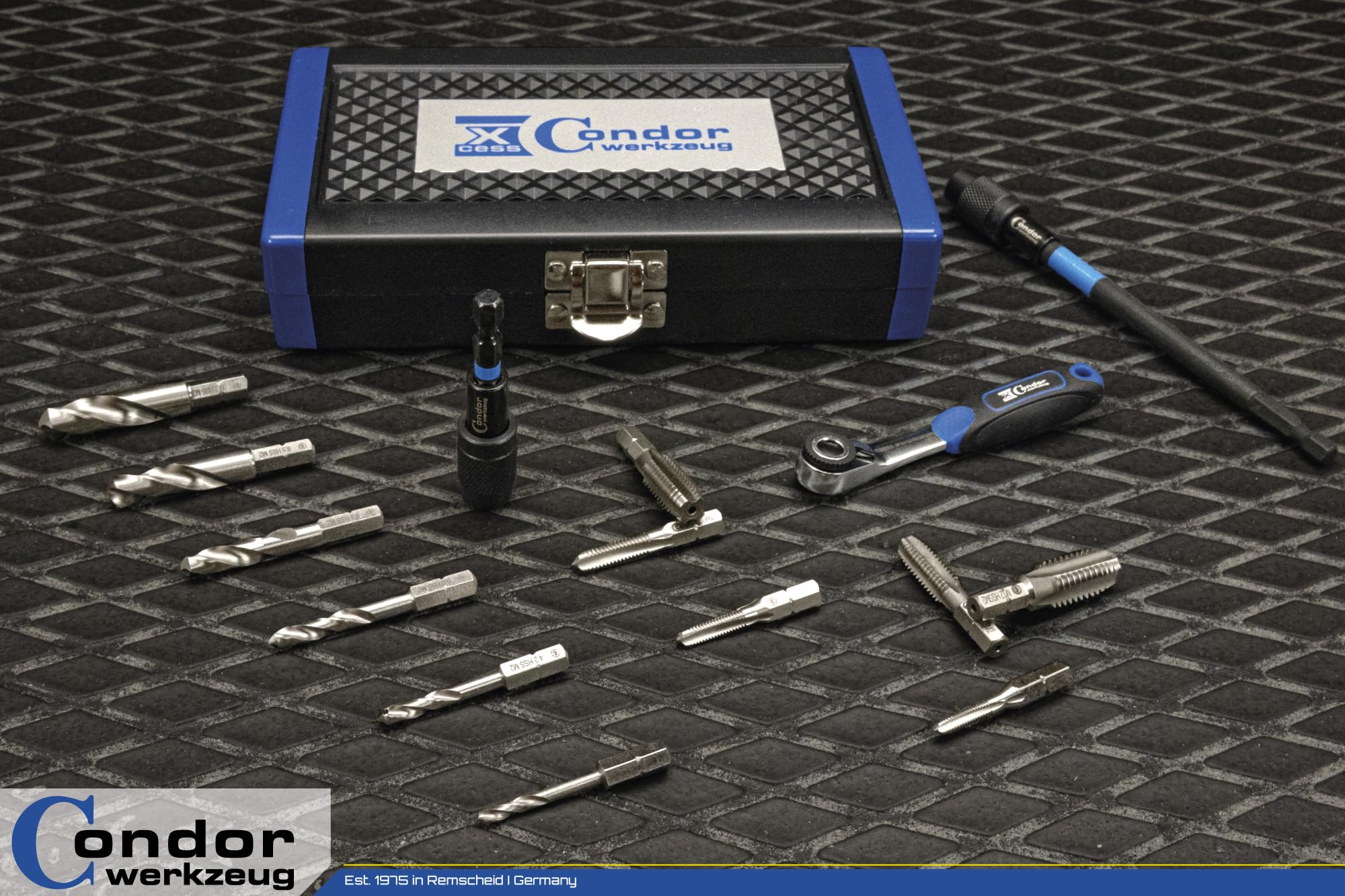 CONDOR Werkzeug 39602 | Kernloch Spiral- und Gewindebohrer-Bit-Satz mit Knarre & Adapter | 16-TLG. | 1/4" 6-Kant-Antrieb | M4-M12 | Xcess Performance | HSS Bohrer Set Profi Werkzeug