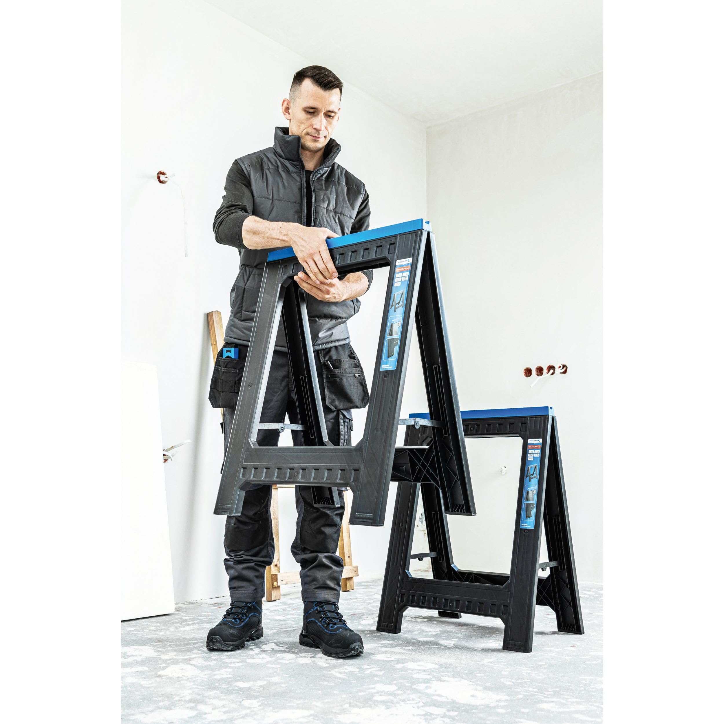 HÖGERT TECHNIK Banc de travail pliant en plastique, hauteur stable 77 cm, tréteau de travail avec pieds antidérapants, deux supports, charge maximale de 350 kg, pour le travail du bois et du métal