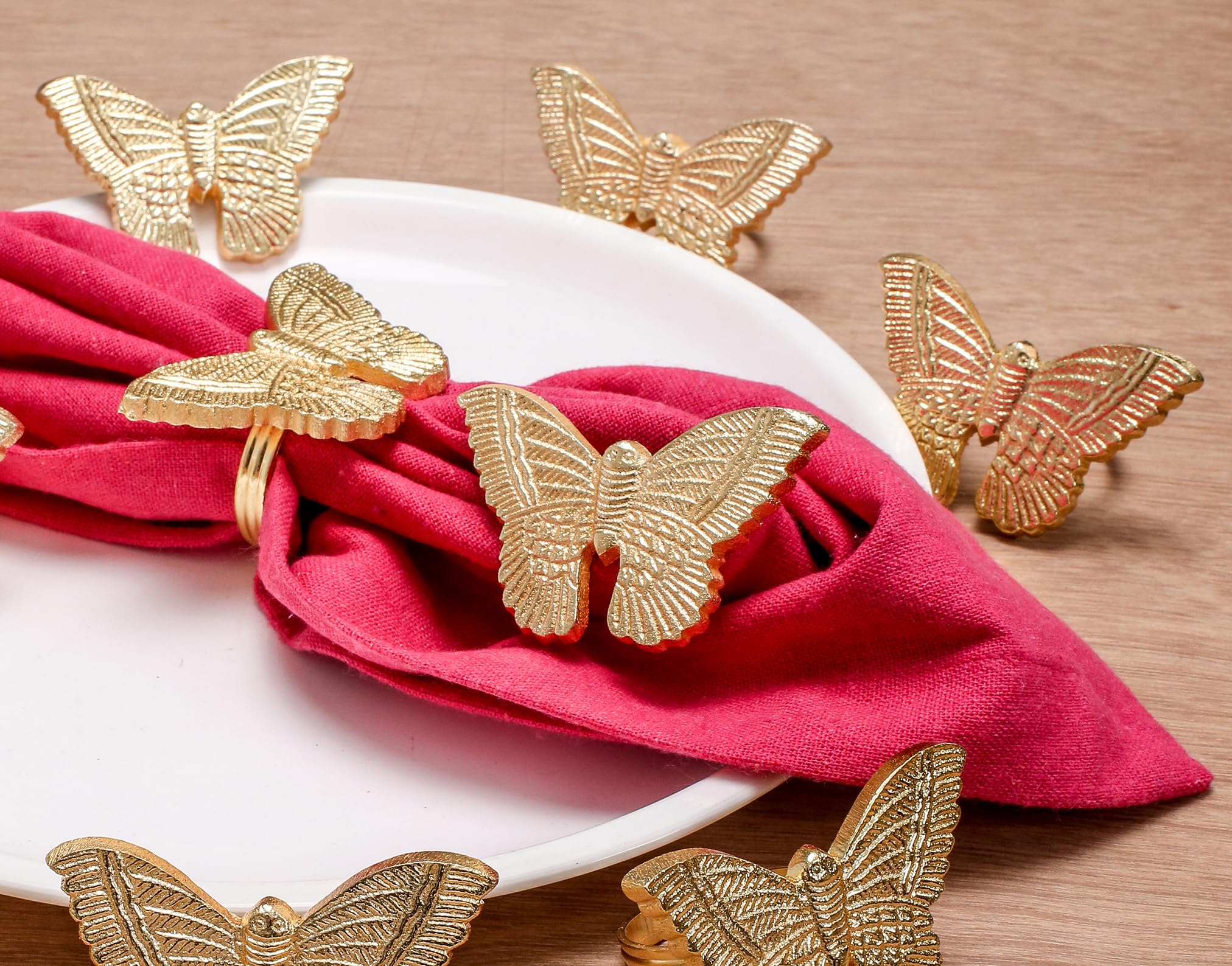Elegante juego de 12 servilleteros | Servilleteros de mariposa de oro cepillado para bodas, cenas, decoración de mesa de comedor y eventos especiales | Fácil de limpiar, duradero y versátil ALPHA