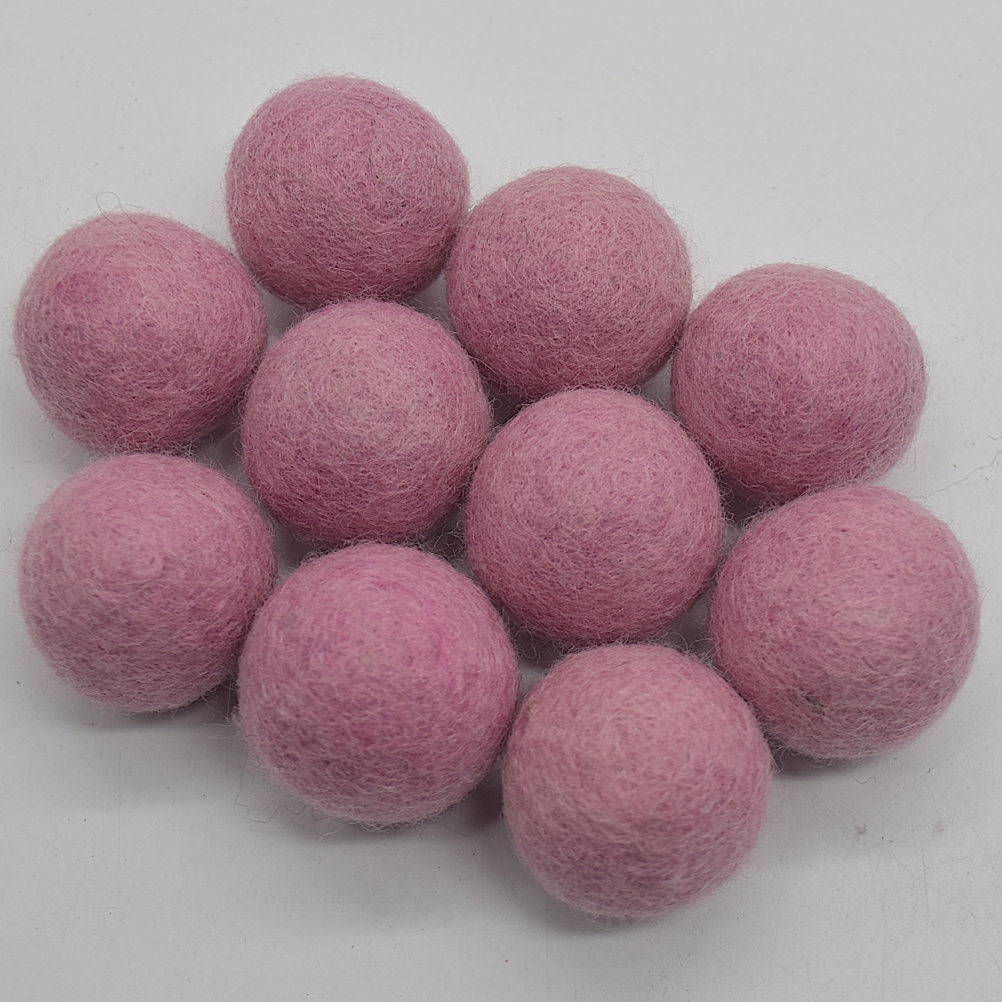 100% Wool Felt Balls - 10 Count - 3cm - Coral Pink