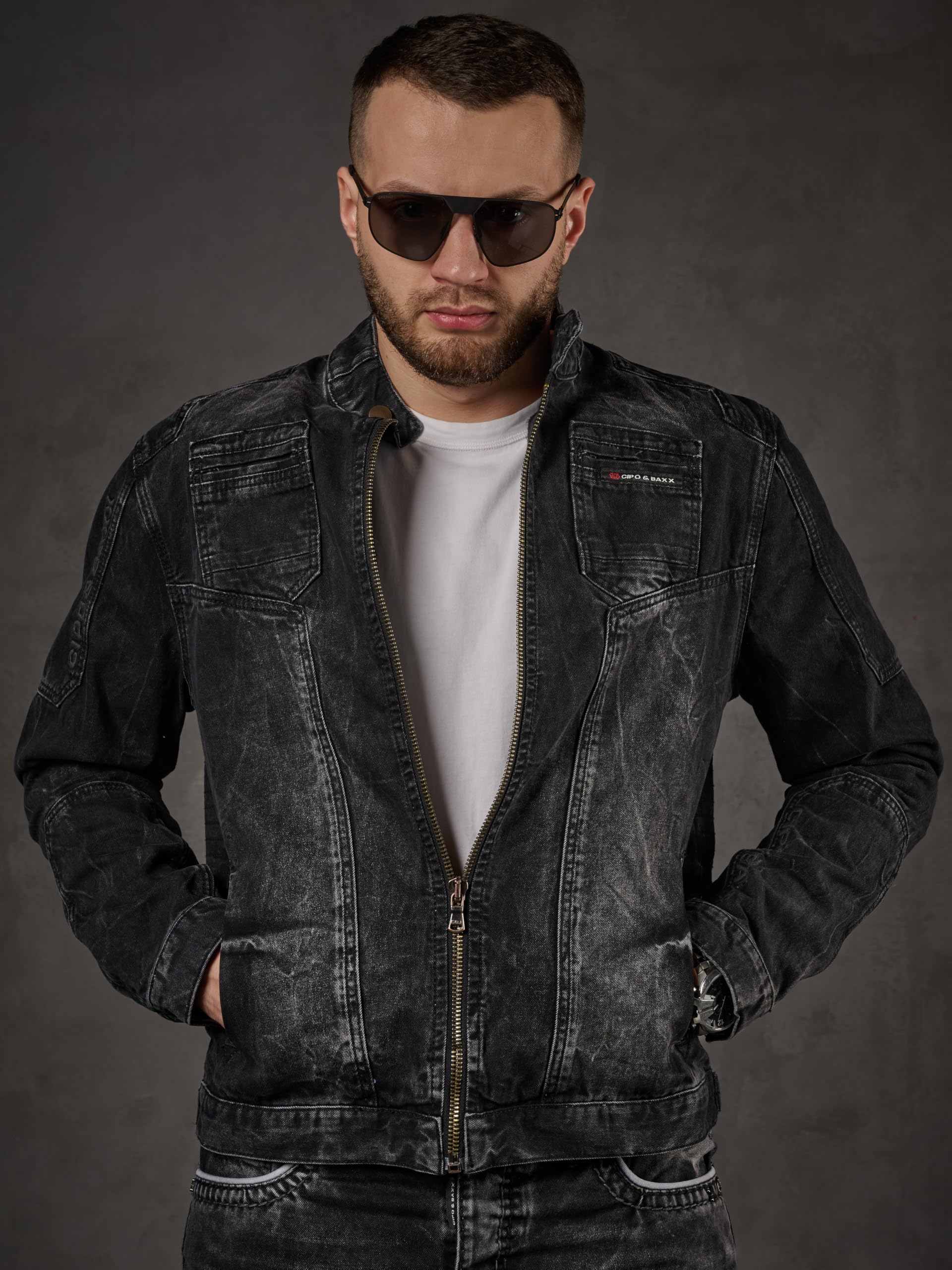 Cipo & Baxx Herren Jeansjacke CJ299 Schwarz – Stylische Denim Jacke im Biker Design mit Stehkragen, Reißverschluss & Used-Waschung – Übergangsjacke für Alltag & Freizeit – CJ299 Schwarz 3XL