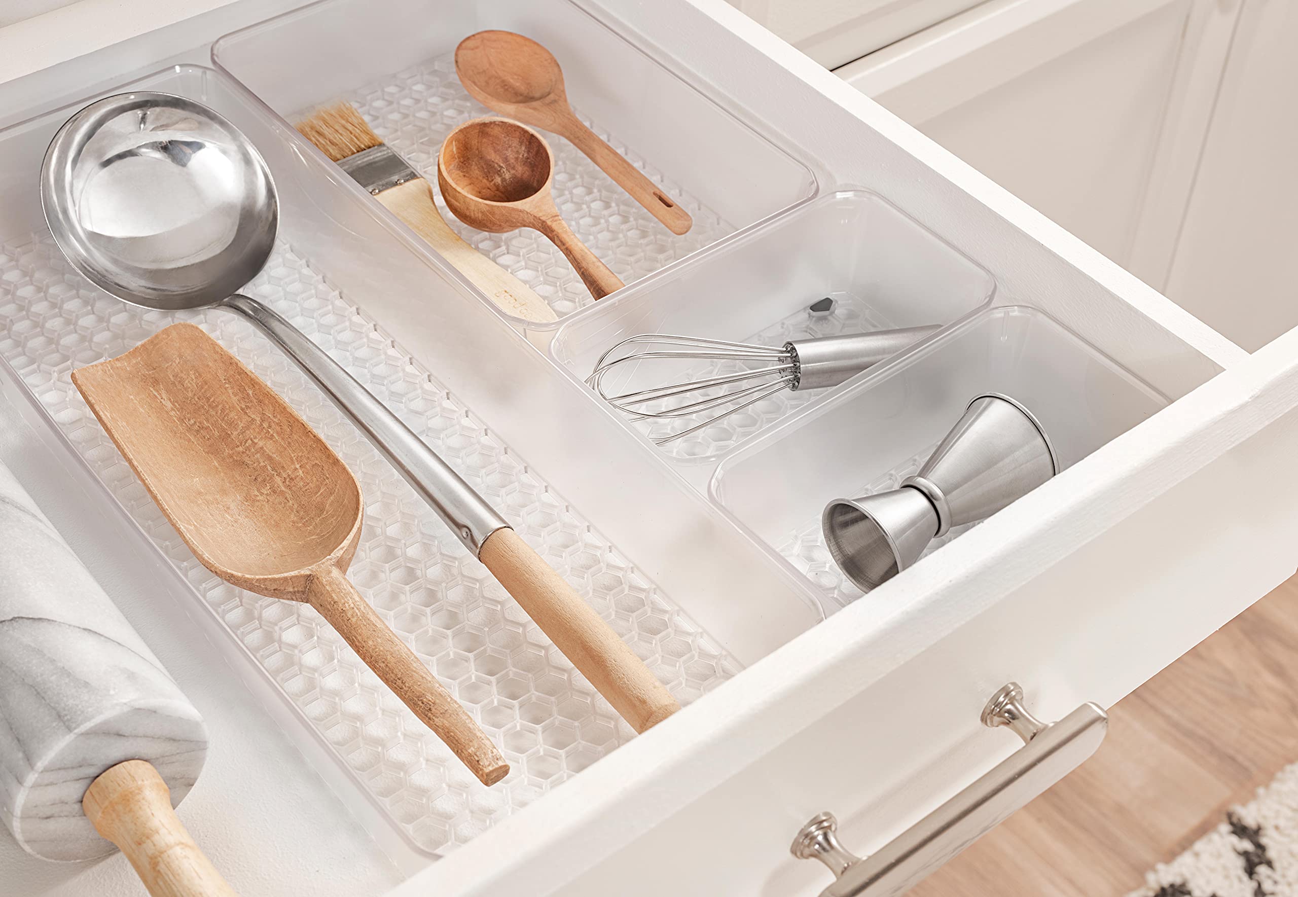 Spectrum Diversified Hexa - Bandeja organizadora de cubiertos de cocina moderna, utensilios, soporte para cubiertos, almacenamiento de clóset, 6 x 12, transparente Frost