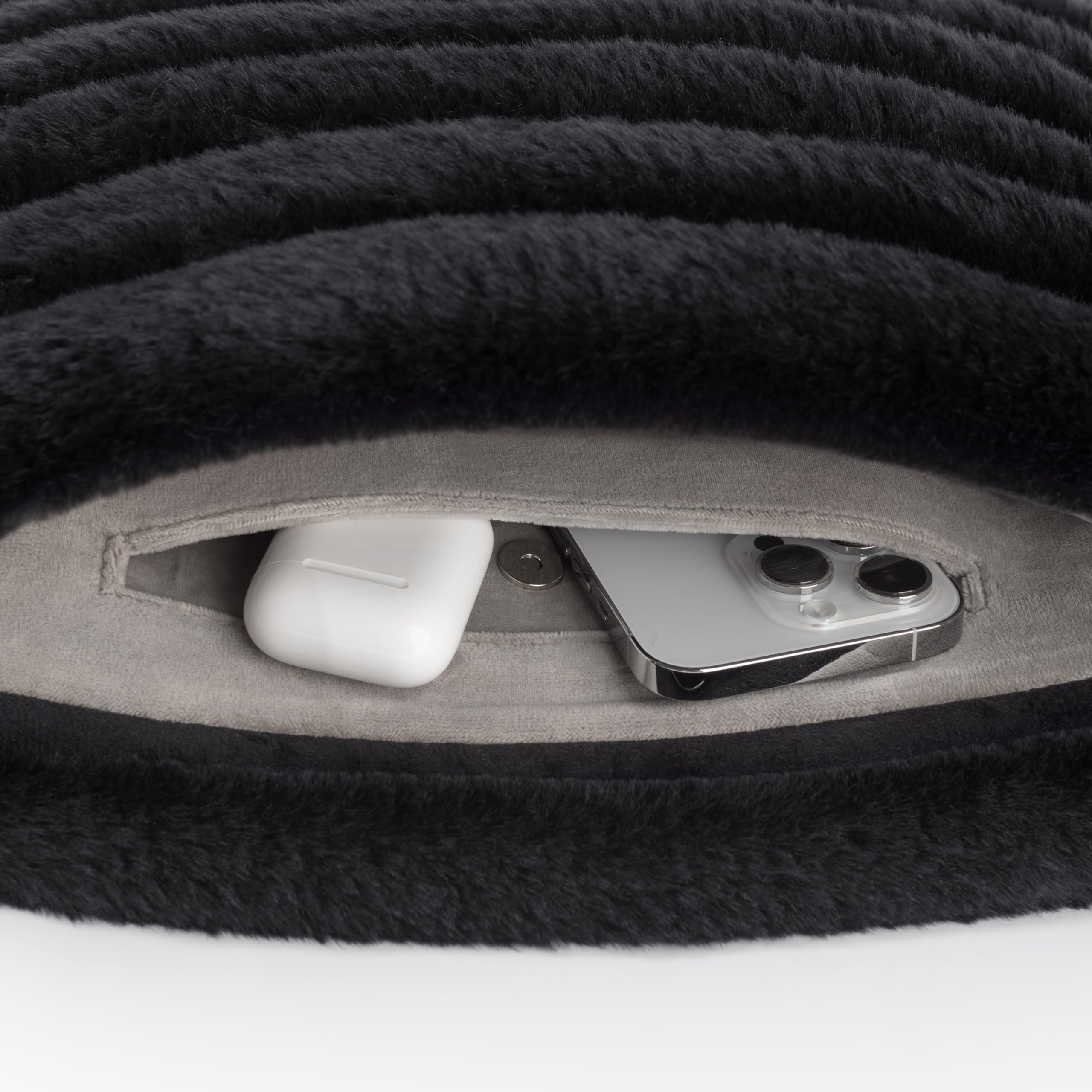 Comfyable Puffy - Custodia per laptop da 13", 14", 15", compatibile con MacBook Air/Pro M5 M4 M3 M2 Pro/Max 2026, MacBook Neo A18 da 13", morbida pelliccia sintetica, federa per cuscino pelosa per