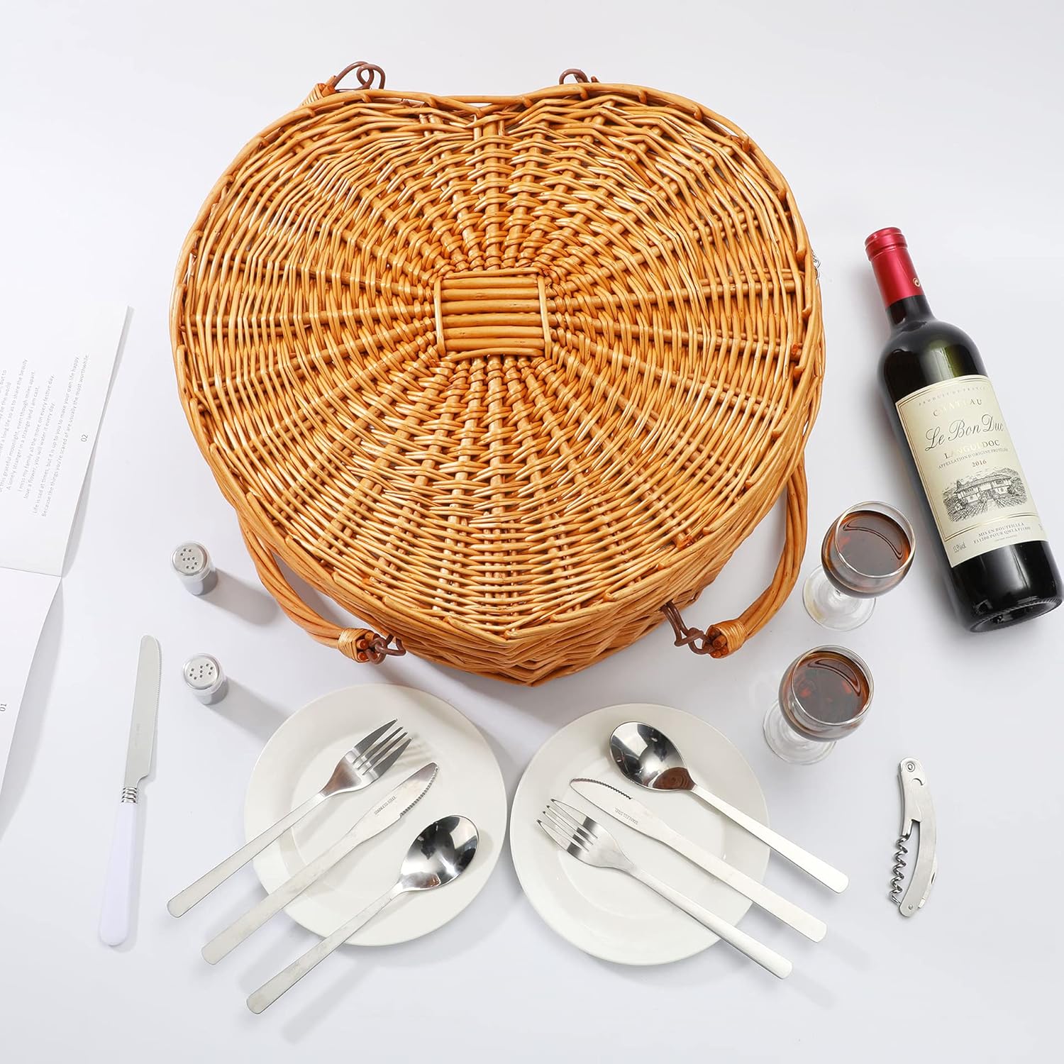 Picnic Basket for 2 Picniking Heart Shaped Empty Woven Wicker Willow Wood Hamper Backpack Box with Lid Cover Handle for Gifts Accessories Vintage Wine Baskets for Women Bin