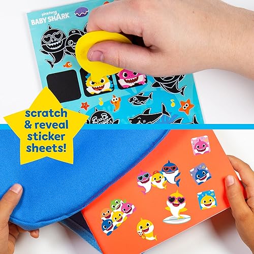 Miniatura 10 de Bluey Scratch 'n Color Pad, libro de actividades para colorear de 9 páginas, incluye arte para rascar, calcomanías para niños, juguetes Bluey para