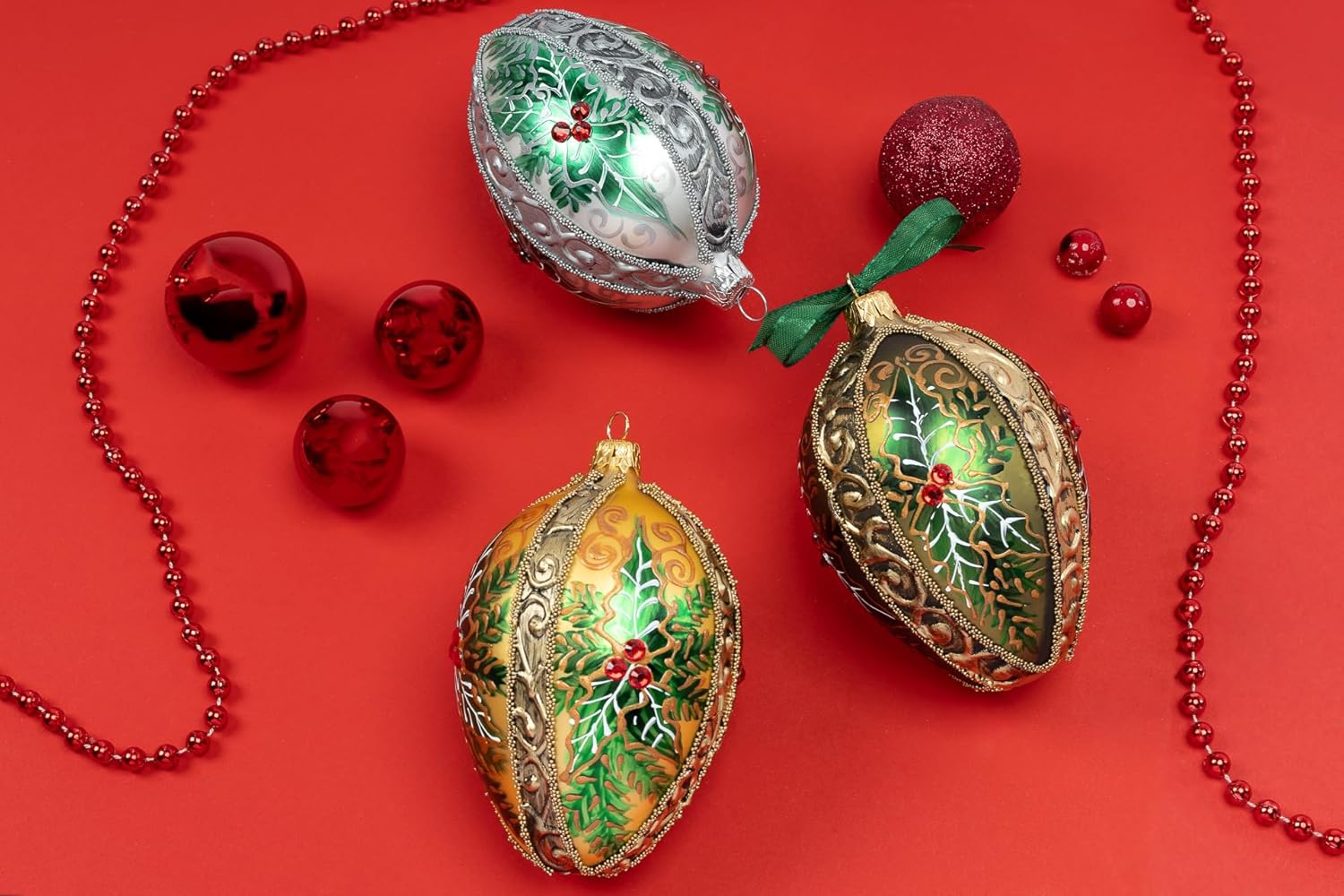 Fabergé Egg 5-Inch Blown Glass Christmas Tree Ornament Mistletoe Leaf (Silver)