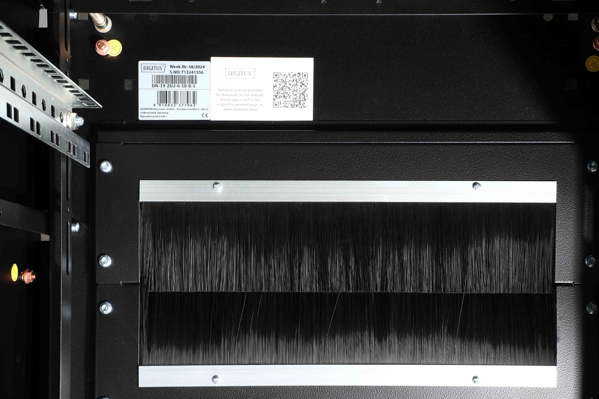 DIGITUS Armoire réseau - Rack 19 Pouces - 26U - 60 x 100 cm - Charge admissible 1200 kg - Profondeur utile 94,3 cm - Série Unique - Noir