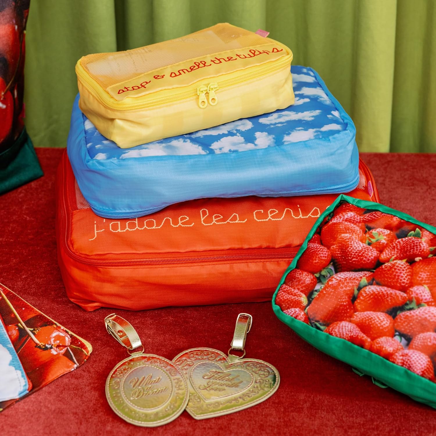 ban.do Getaway Polyester and Mesh Fruit Theme Packing Cube Set, Includes 4 Foldable Luggage Organizers in Various Sizes (J'adore Les Cerises)