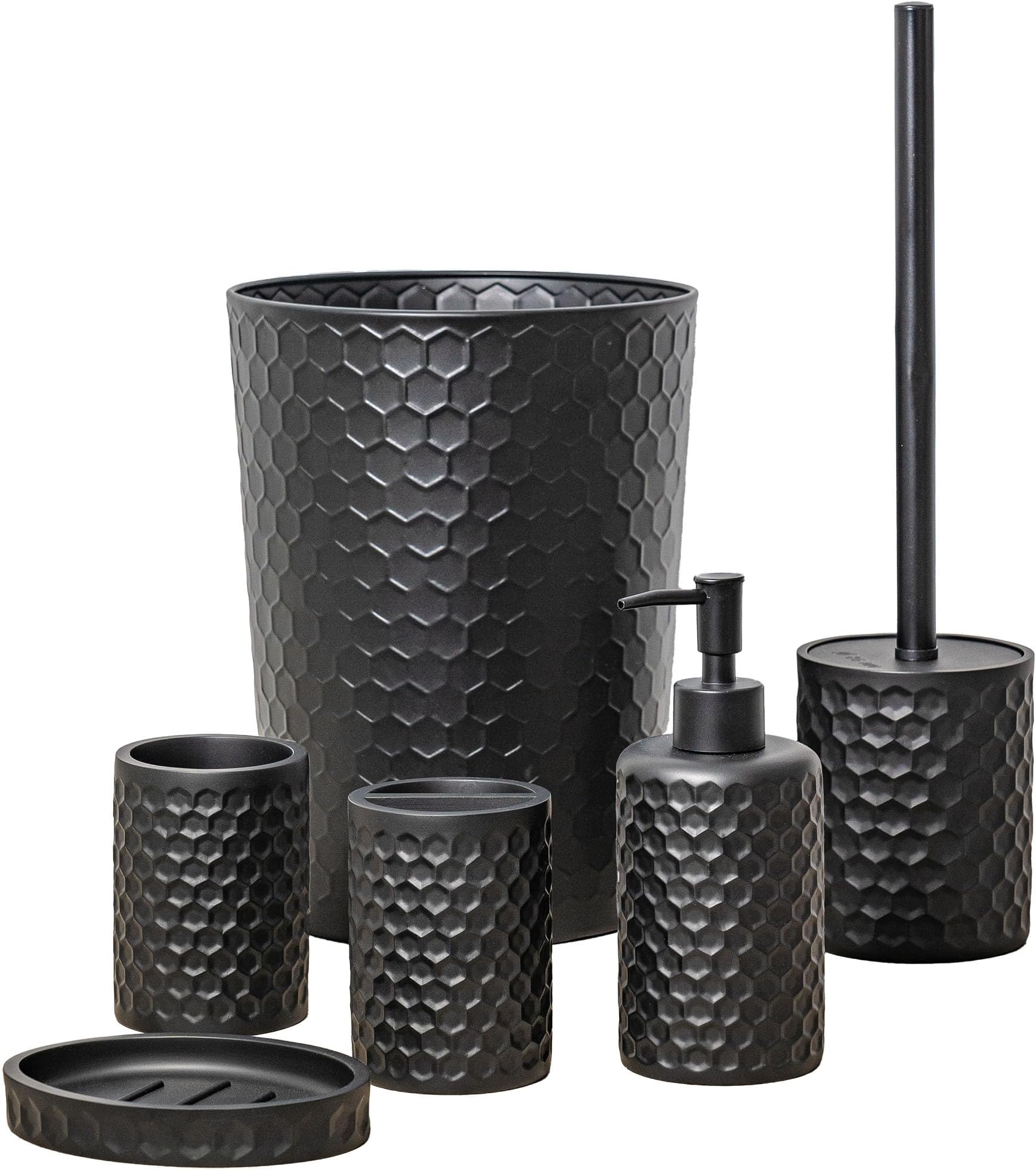 Bathroom accessory set