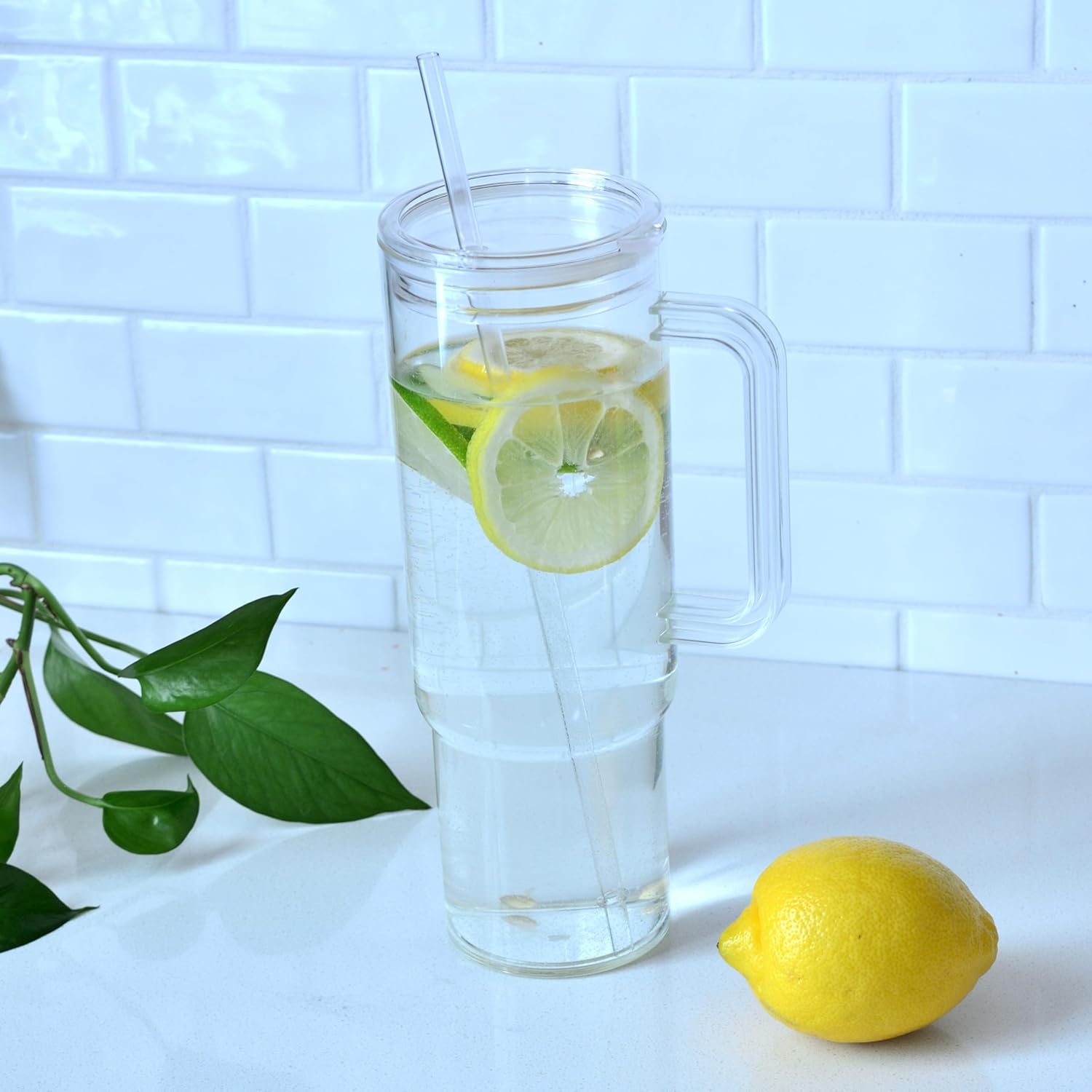 Youngever 40 Ounce Tumbler with Handle and Straw, Reusable Tritan Cup, Spill Proof Tumbler with Straw, Water Bottle for Home, Office or Car, Cupholder Compatible for Travel - Image 4