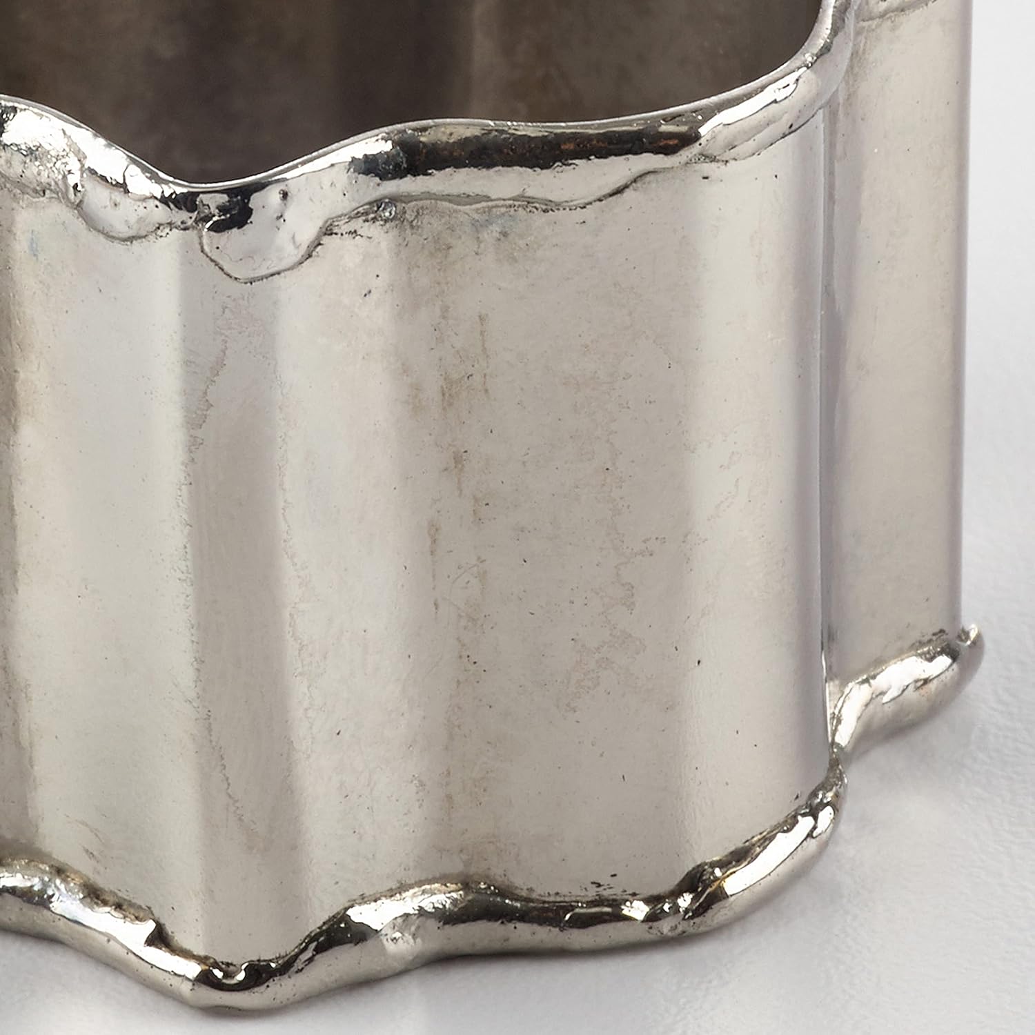 Saro Lifestyle Classic Round Design Napkin Rings (Set of 4), Silver, Set of 4