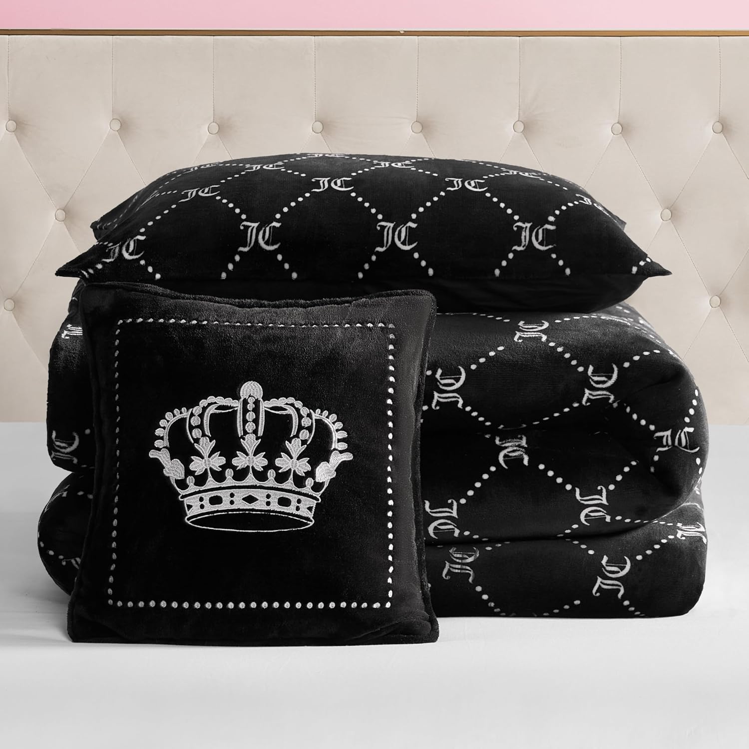 Juicy Couture Plush Reversible Trellis Link 3-Piece Twin/Twin XL Comforter Set with Decorative Pillow, Black