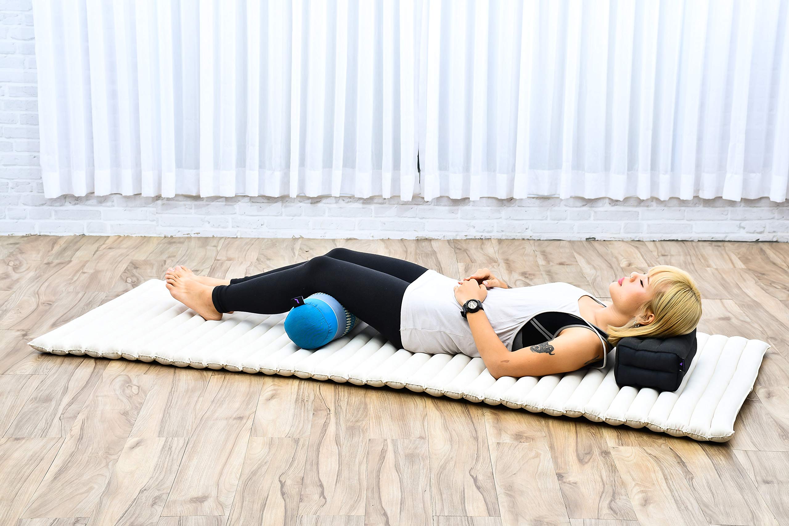 Leewadee Yoga Bolster - Kompakte Kapok Rolle für Yoga, Meditation & Massage
