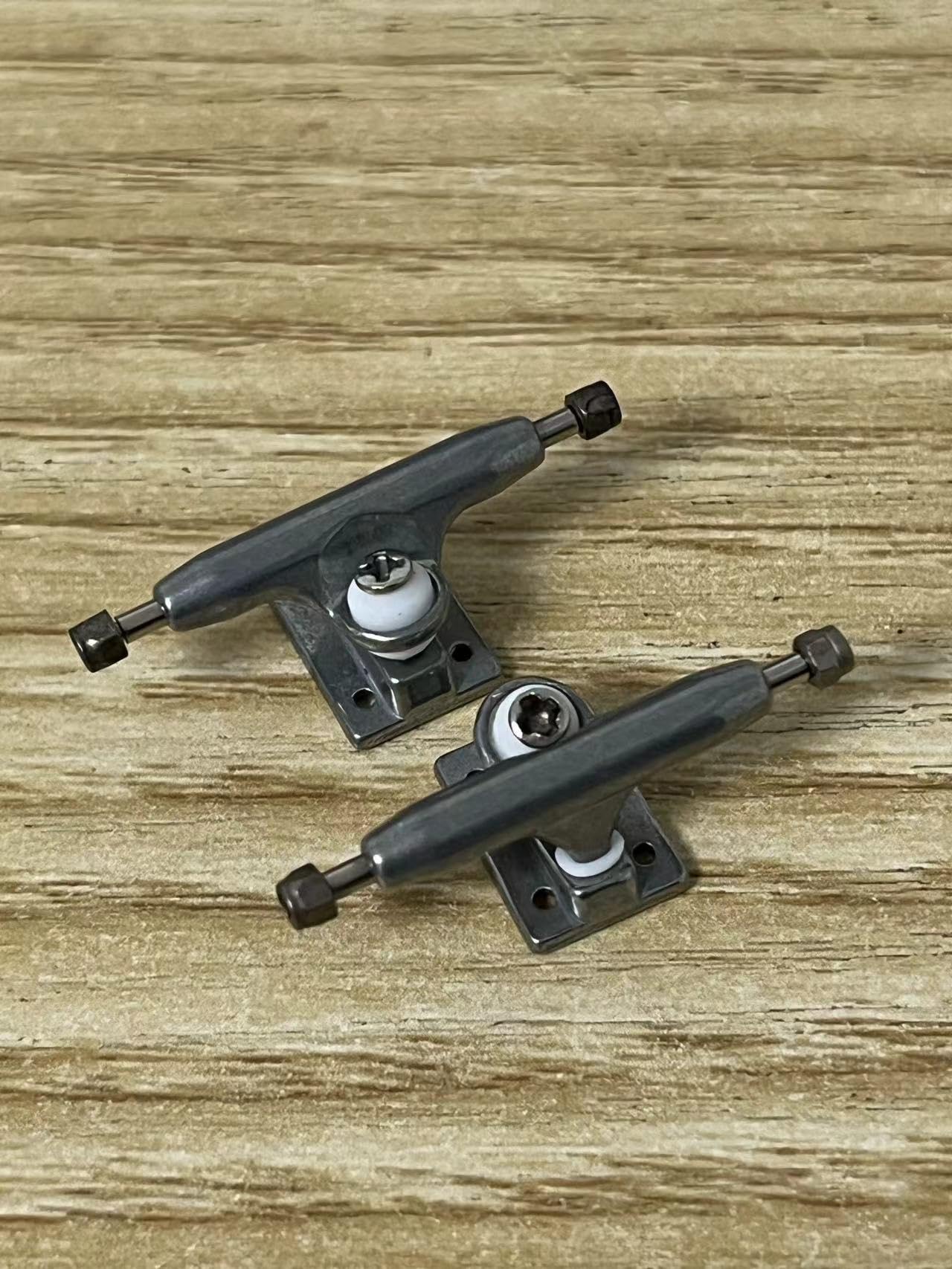 LEEFAI Op3ra Pro Diapasón completo, madera de arce de 34 x 96 mm, 5 capas, hecha a mano, cubierta premium, impresión UV, gráficos sólidos, ejes individuales Pro Trucks y 5 ruedas de rodamiento de