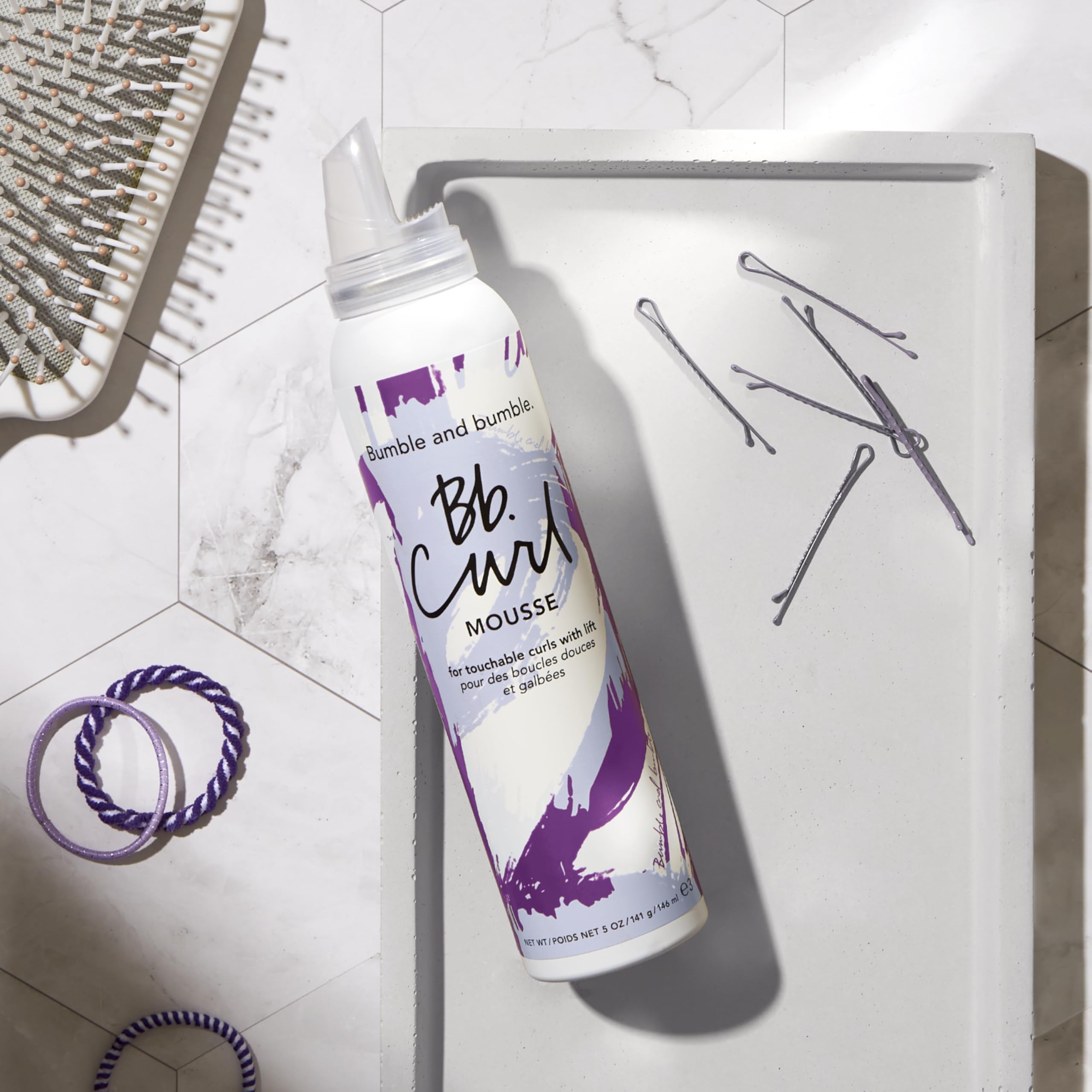 Bumble and bumble. Curl Mousse - Mousse Anti-crespo per Ricci Morbidi e Voluminosi - Con Olio di Jojoba, Olio di Avocado e Olio di Cocco - Capelli Mossi e Ricci (146 ml)