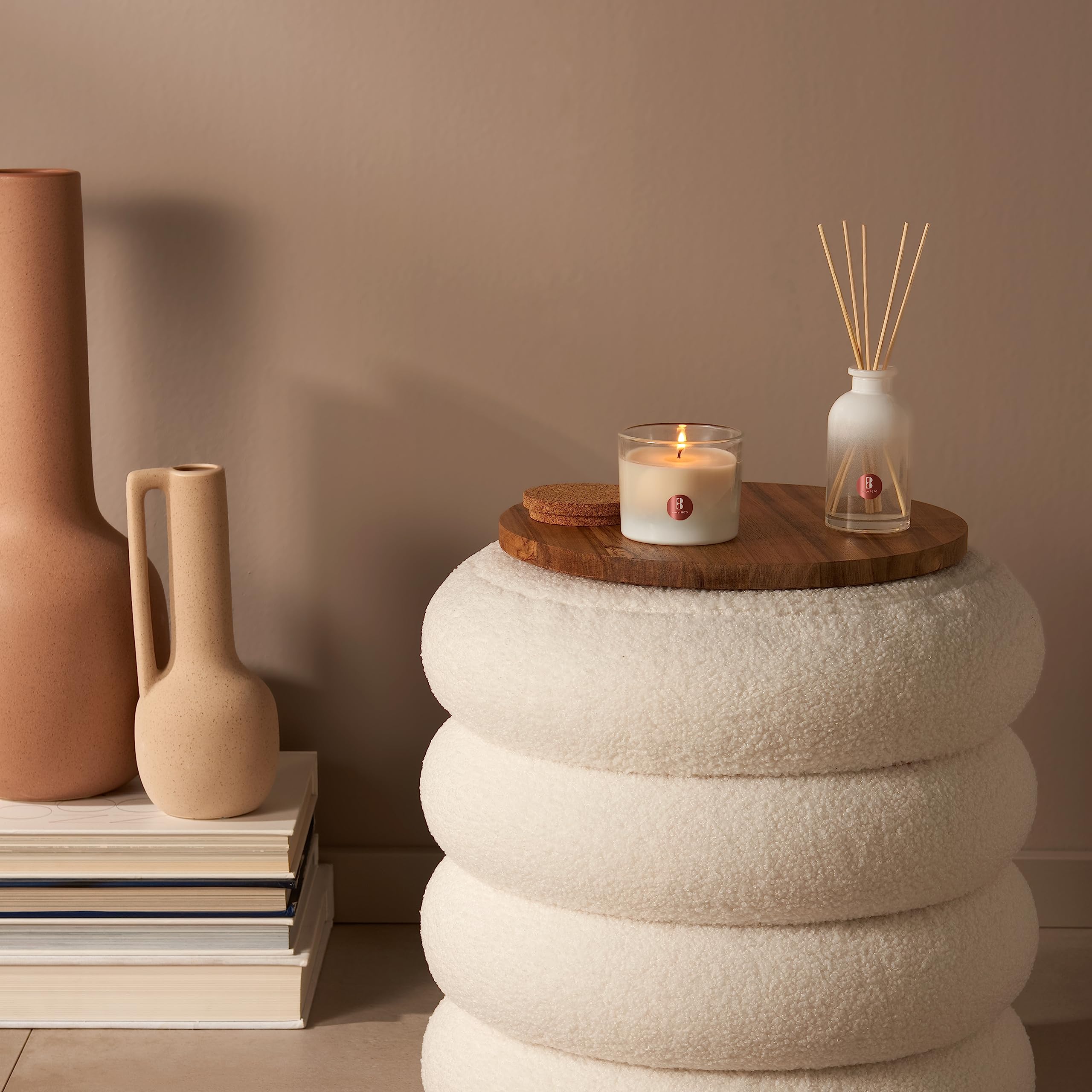 Bolsius - True Joy Set regalo – Candela profumata e bastoncini profumati – Vanilla Delight – Candele decorative per la casa – Lunghezza durata – Contiene cera vegetale naturale – Senza olio di palma