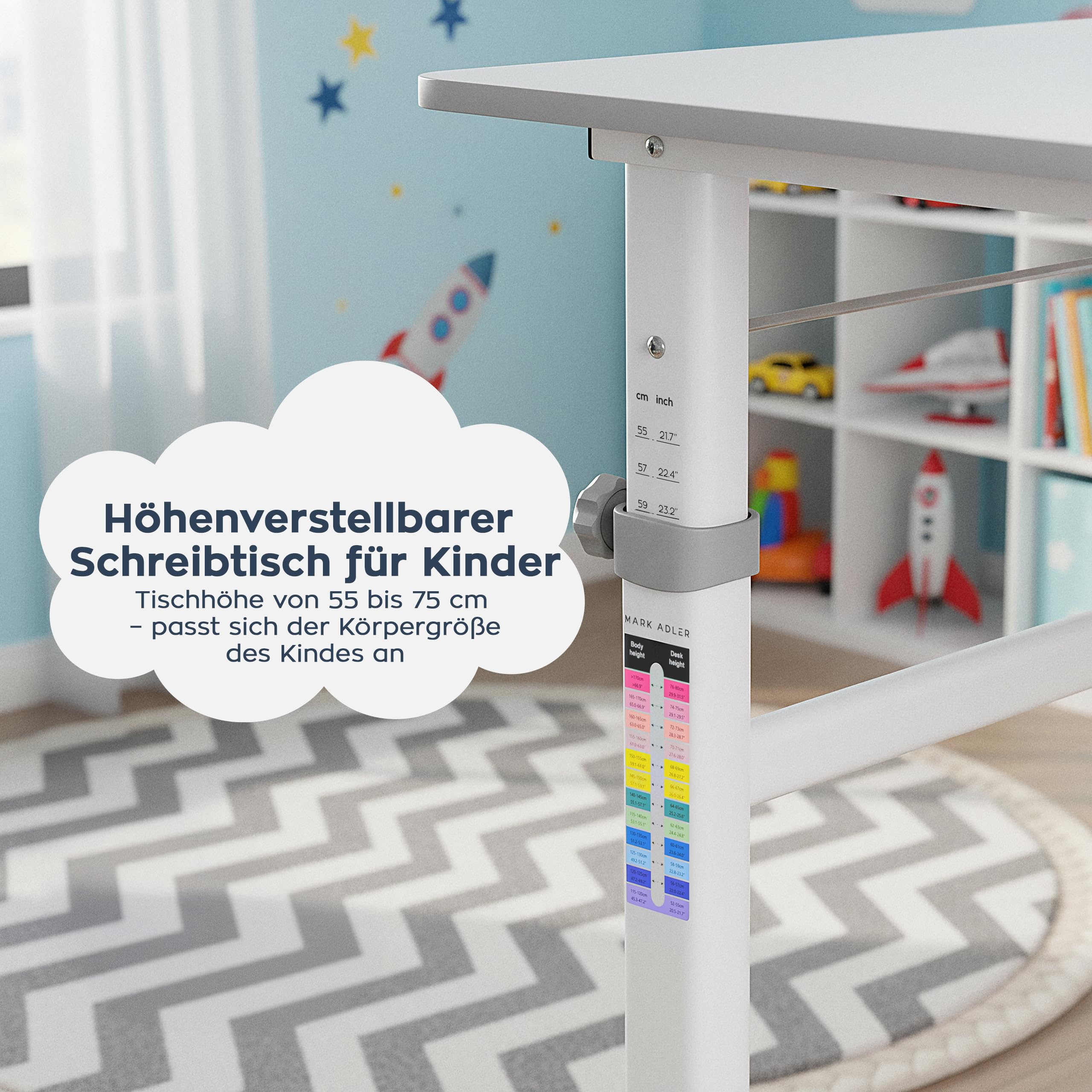 MARK ADLER Study 3.7 – Kinderschreibtisch ab 6 Jahre – Schreibtisch höhenverstellbar Kinder 55–75 cm – 90x60 cm – Belastbarkeit bis 75kg – Neigbare Tischplatte 40° – Mit Buchstütze und Ablage – Grau