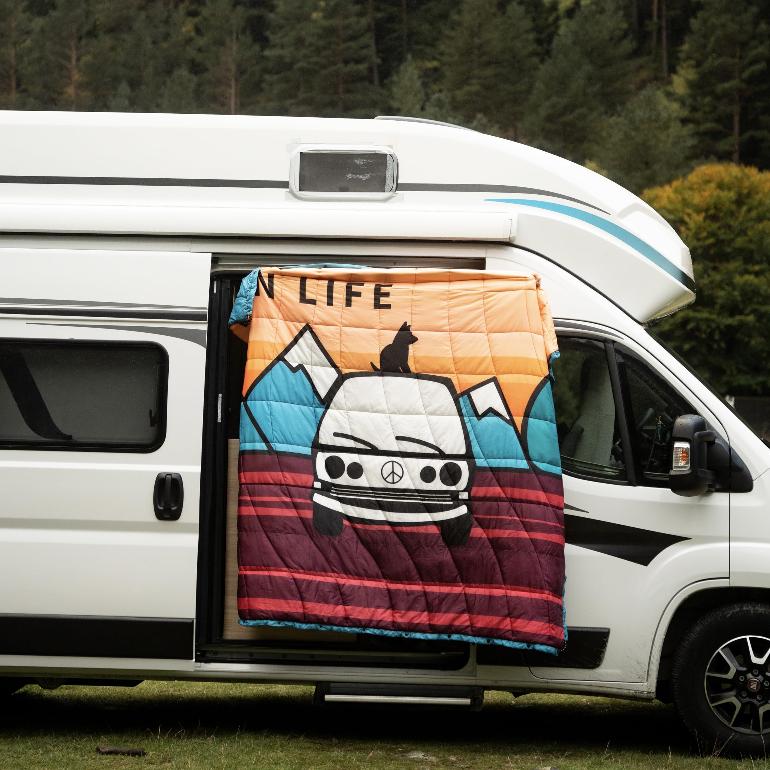 Seven Peaks Manta Edredón de Exterior e Interior - Camping Ligera Suave para la Aventura Impermeable y Resistente a la Arena, Cualquier Sitio Plegable Antimanchas 200X180CM (Van Life, Nylon)