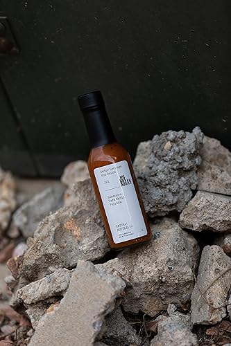 Miniatura 5 de Joe Rogan x Señor Lechuga Hot Sauce .121 Habanero, Urfa Chili, Pimentón