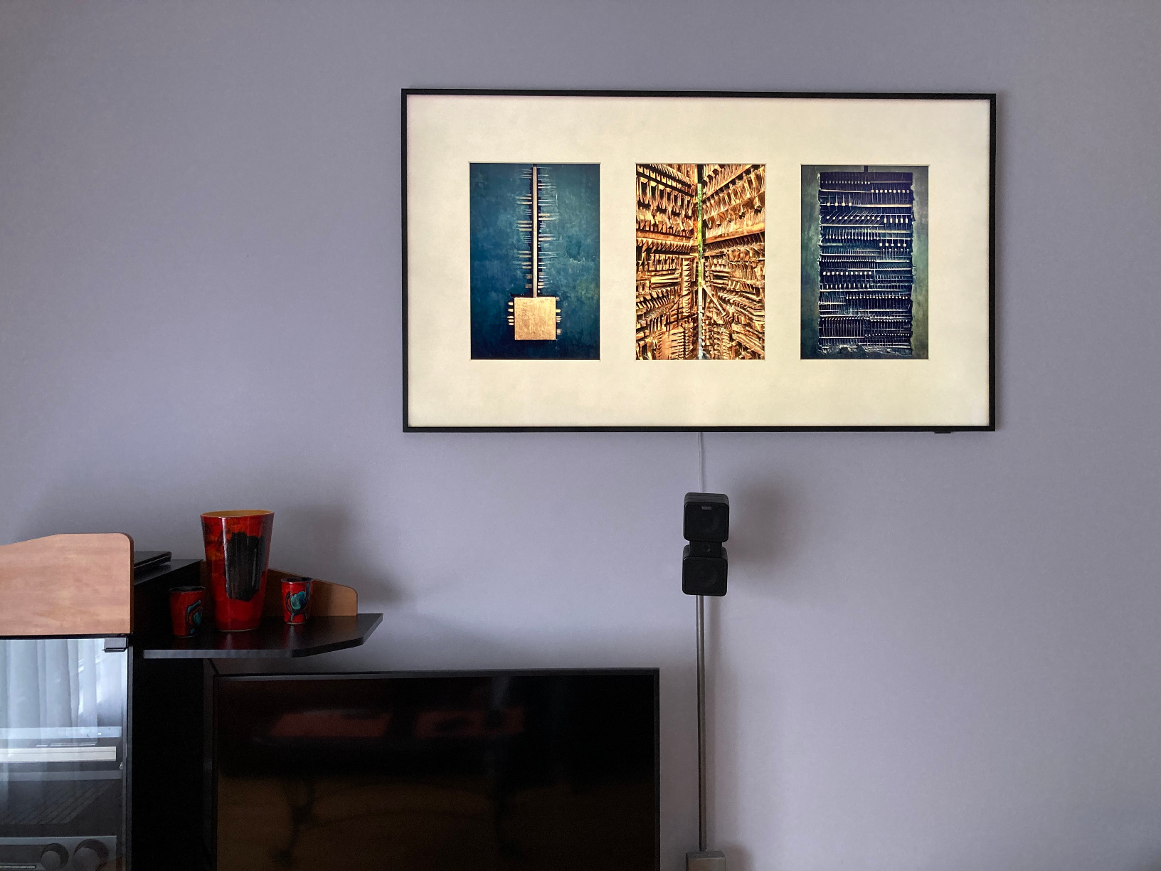 74/mo Finance SAMSUNG 55inch LS03A The Frame QLED 4K Smart TV with Alexa Builtin