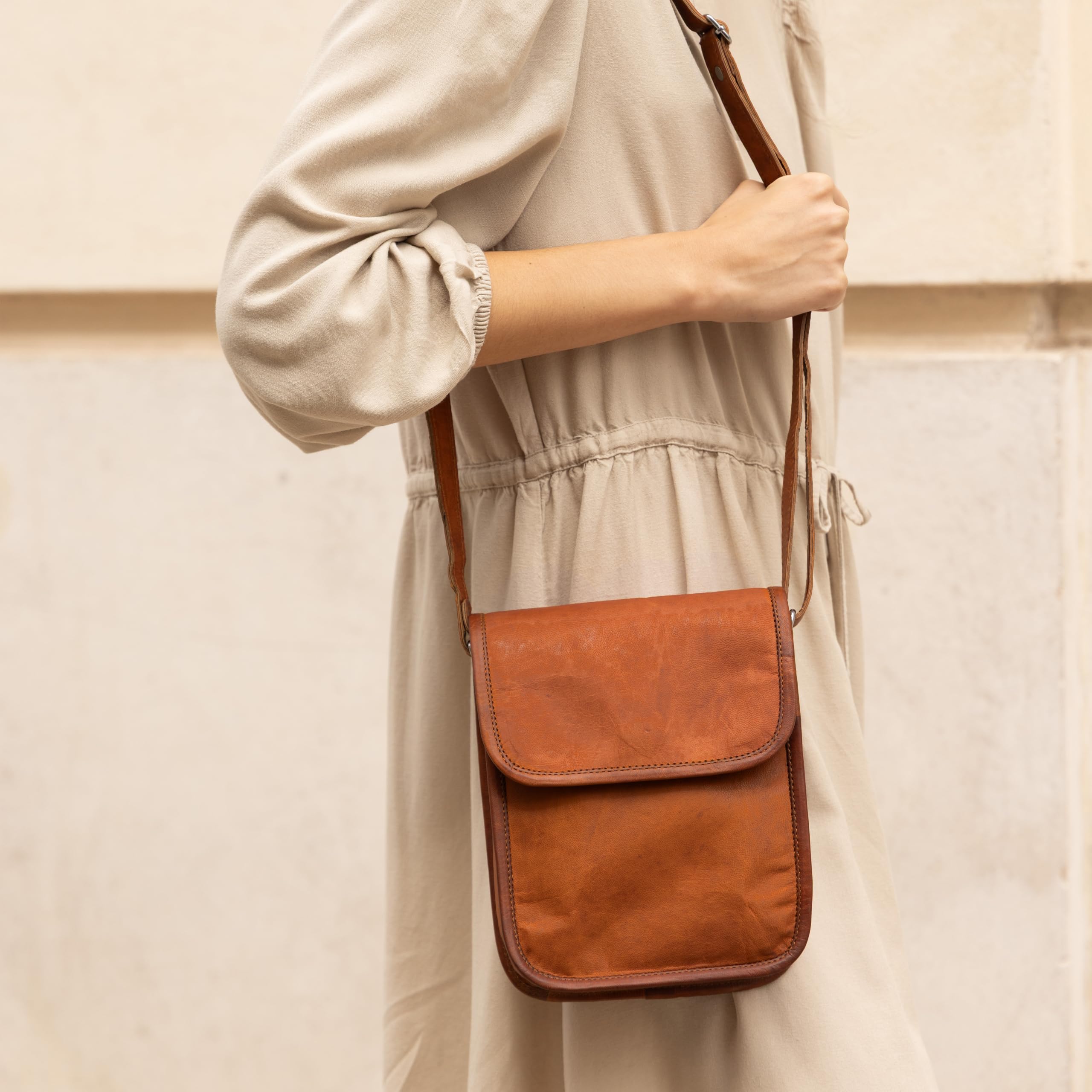 Gusti Cuero nature "Garan" Bolso Bandolera Auténtico Tablet 7,9" Universidad Trabajo Tiempo Libre Vintage Retro Mujer Piel de Cabra Marrón K66b