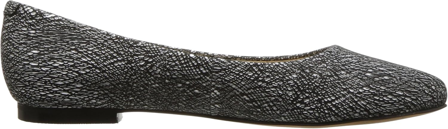 Size 6.5 Black Metalic Trotters Women's Estee Ballet Flat