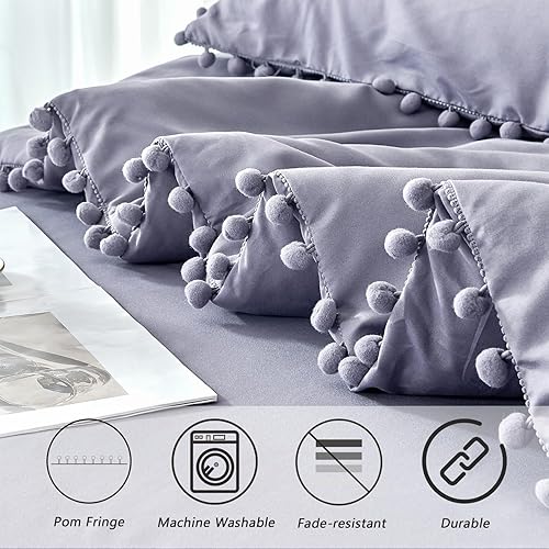 Miniatura 4 de PERFEMET Juego de edredón de 5 piezas con pompones, color morado grisáceo, estético, estilo bohemio, color lavanda en una bolsa, con sábanas de