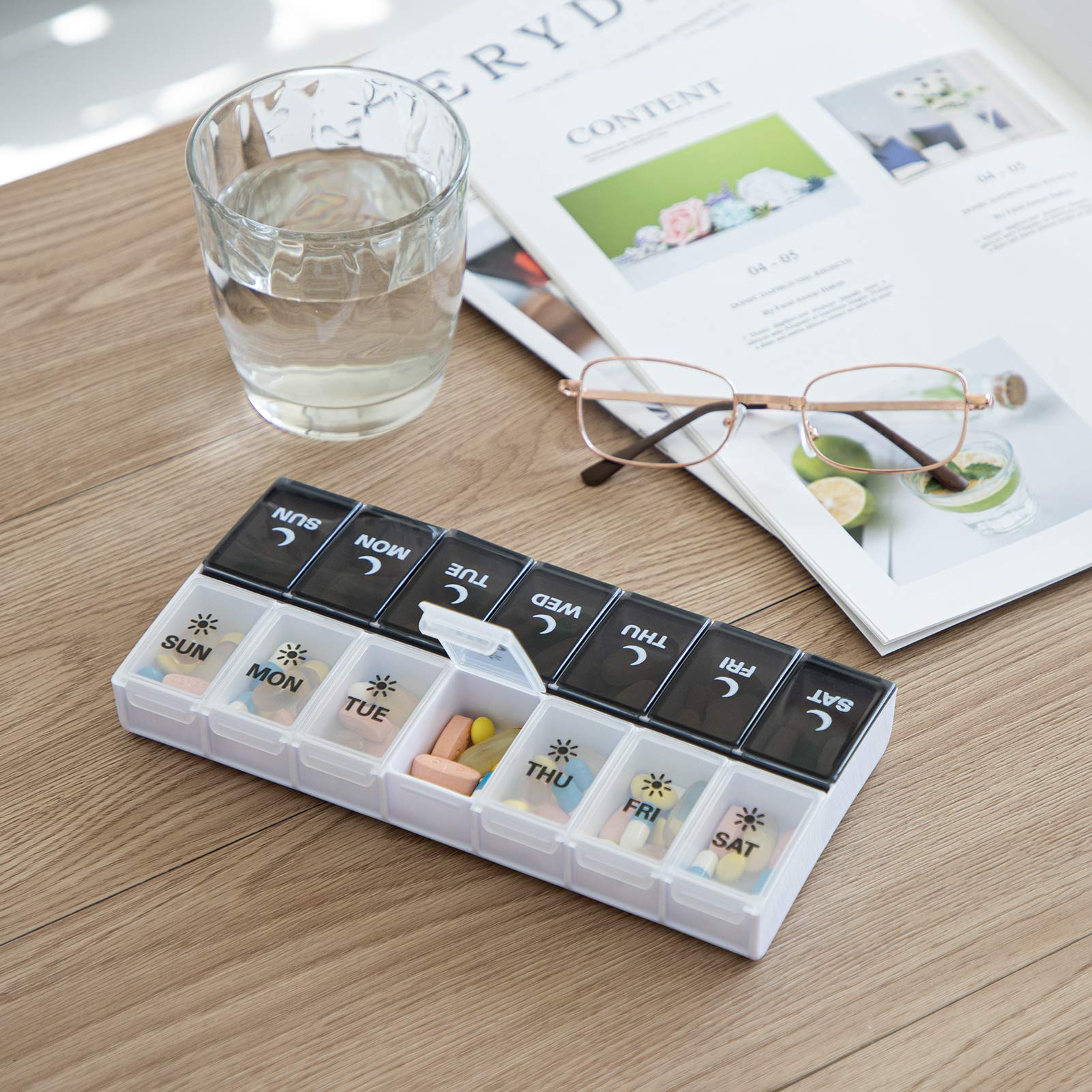 DANYING Organizador grande de píldoras 2 veces al día, caja semanal por caja de mañana y tarde, contenedor de 7 vitaminas dos veces