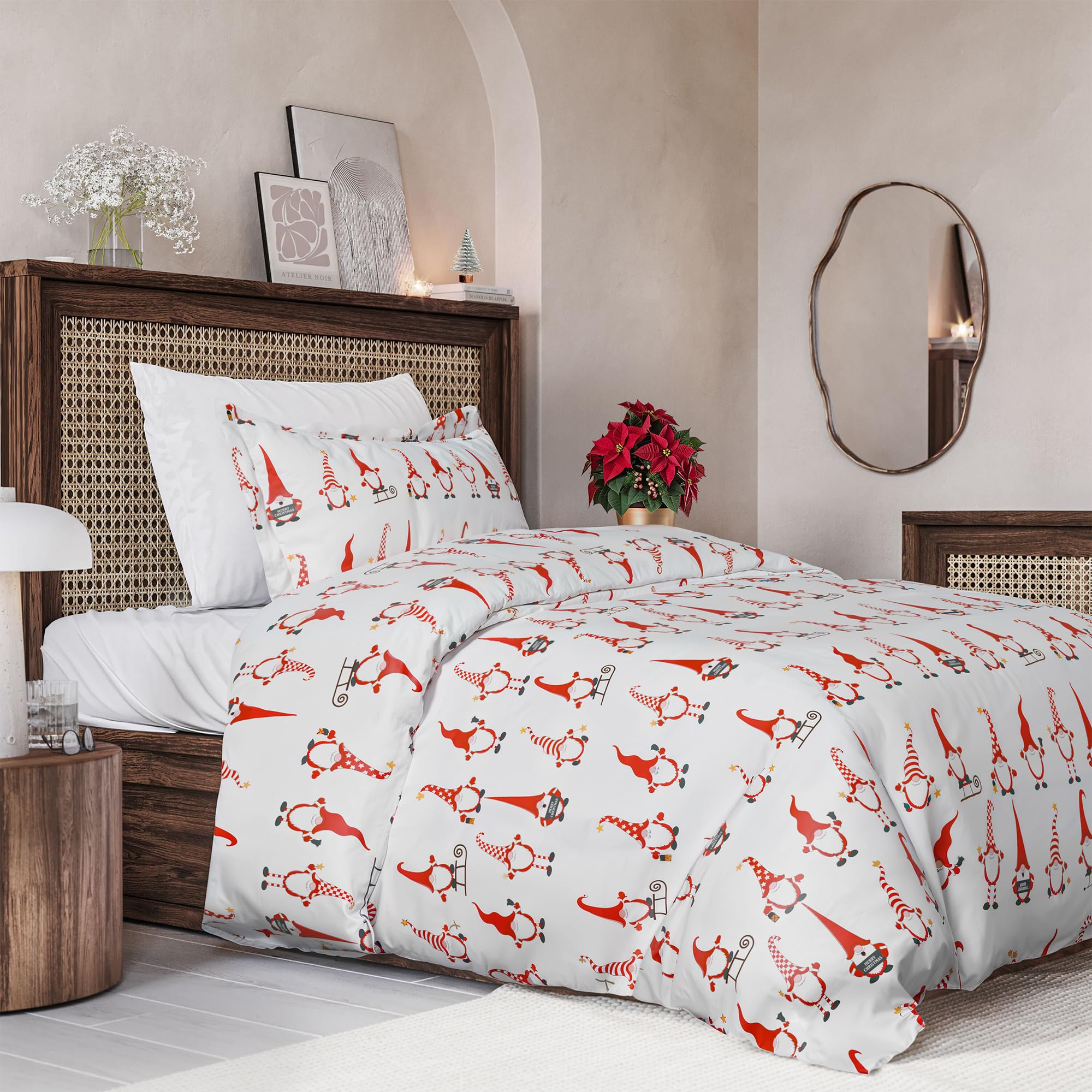 CGK Christmas Duvet Cover Twin Size Set - 68 x 90, Holiday Gnomes Red