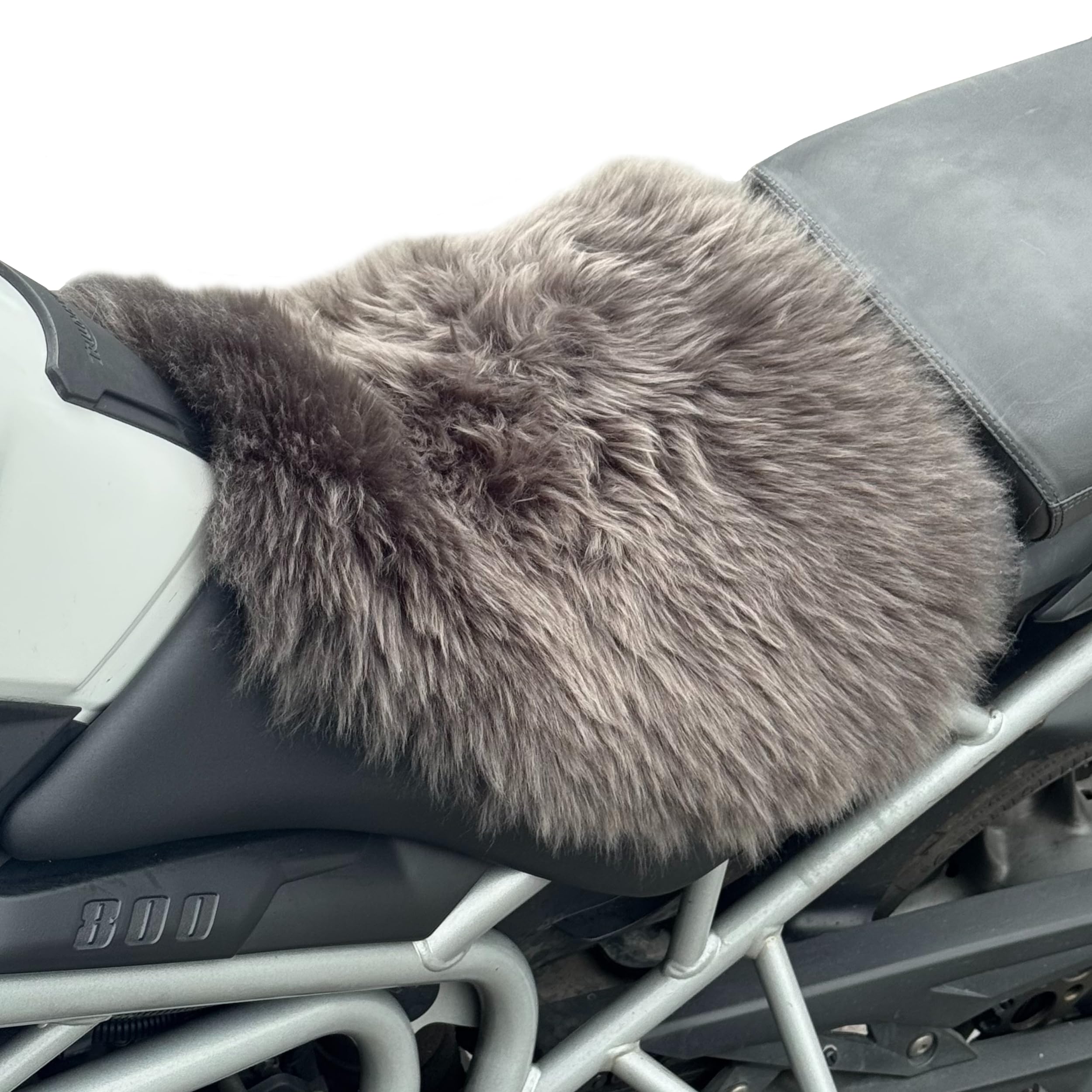 MotoCoverz 'The Nomad' LongβWool Sheepskin Seat Pad β 36β―Γβ―34.5β―cm Adventure/Touring Motorcycle Cushion β Secure Straps, TemperatureβRegulating, Handmade in UK (Coal)