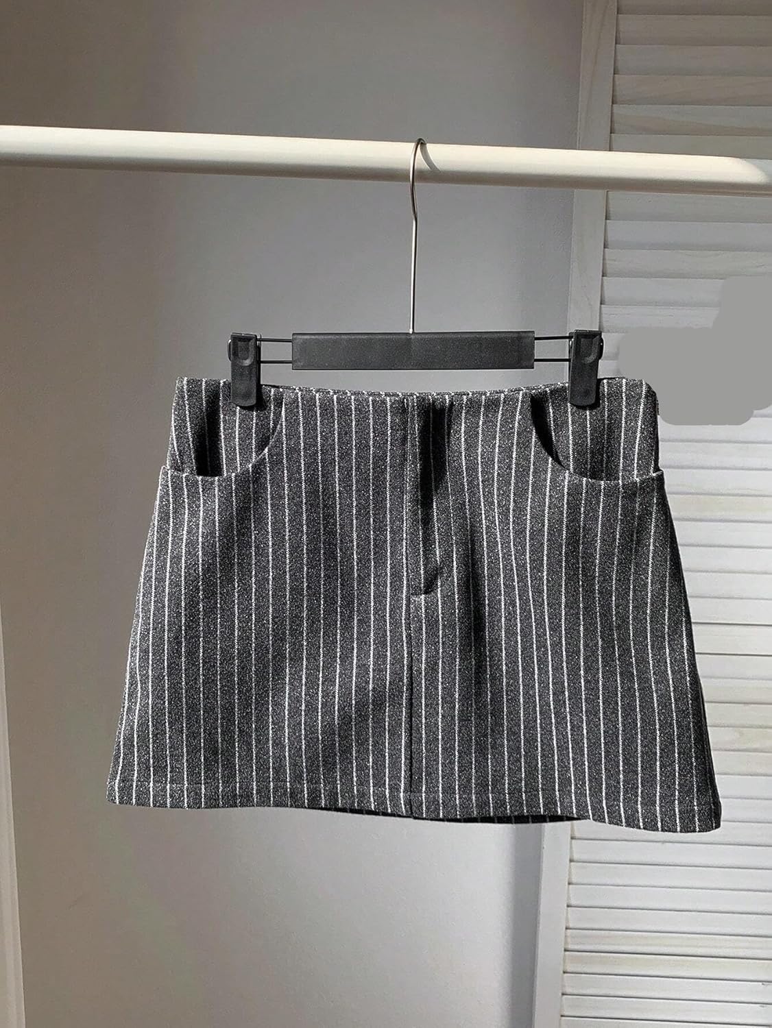 Womens Casual Zipper Mini Skirt Skort Low Rise Plaid & Striped Design for Everyday Wear