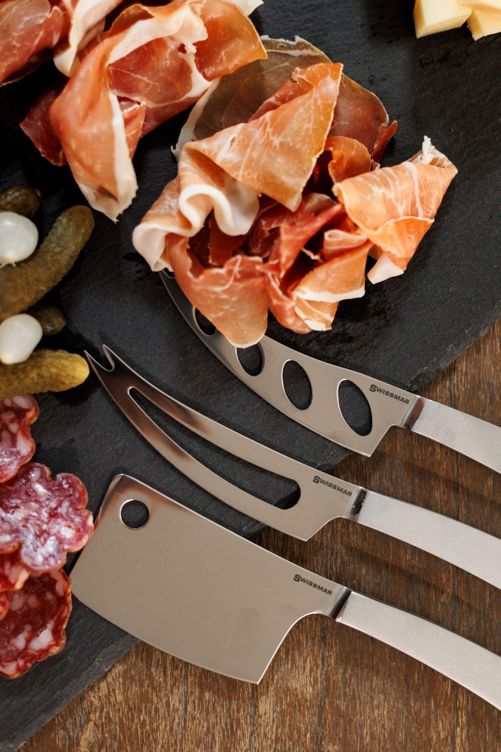 Amazon.com: Swissmar Barcelona Cheese Cleaver – 7.7