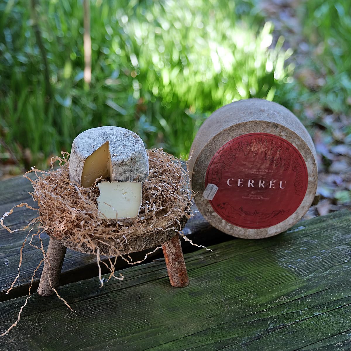 LA PASIEGA DE PEÑAPELADA Cerréu Queso Ahumado Afinado, Queso redondo 500 gr