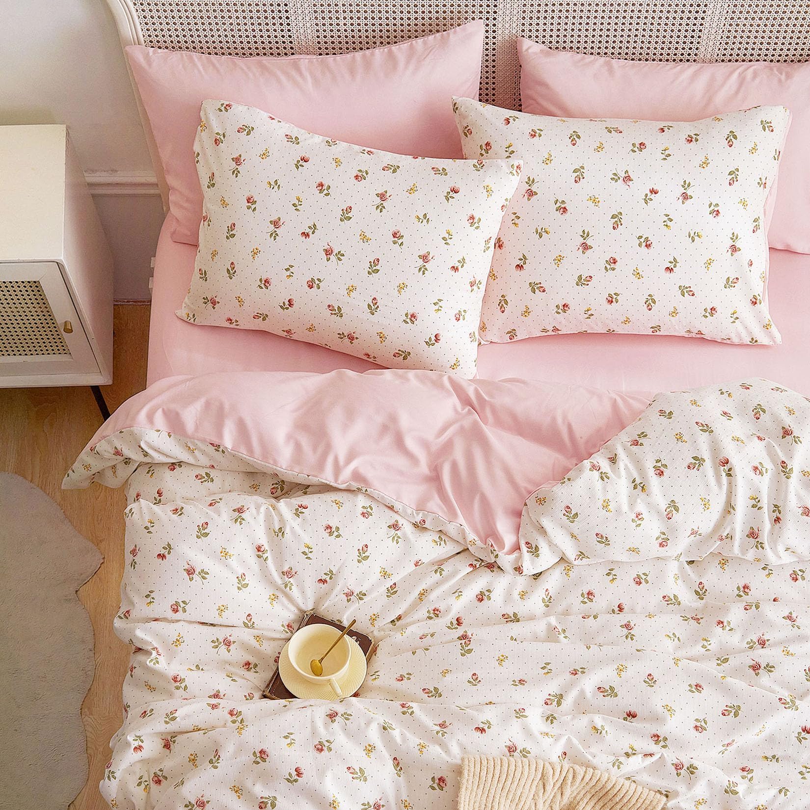 Wake In Cloud Floral Comforter Set, Coquette Cottagecore