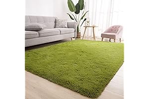 Kelarea Green Grass Rug: Capture Nature's Essence for Stunning Photoshoots