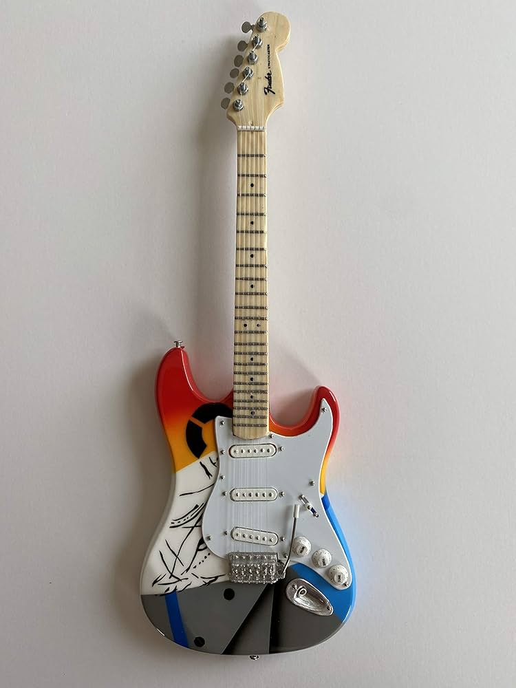 AXE HEAVEN Eric Clapton Crash 1 Tribute Stratocaster Mini