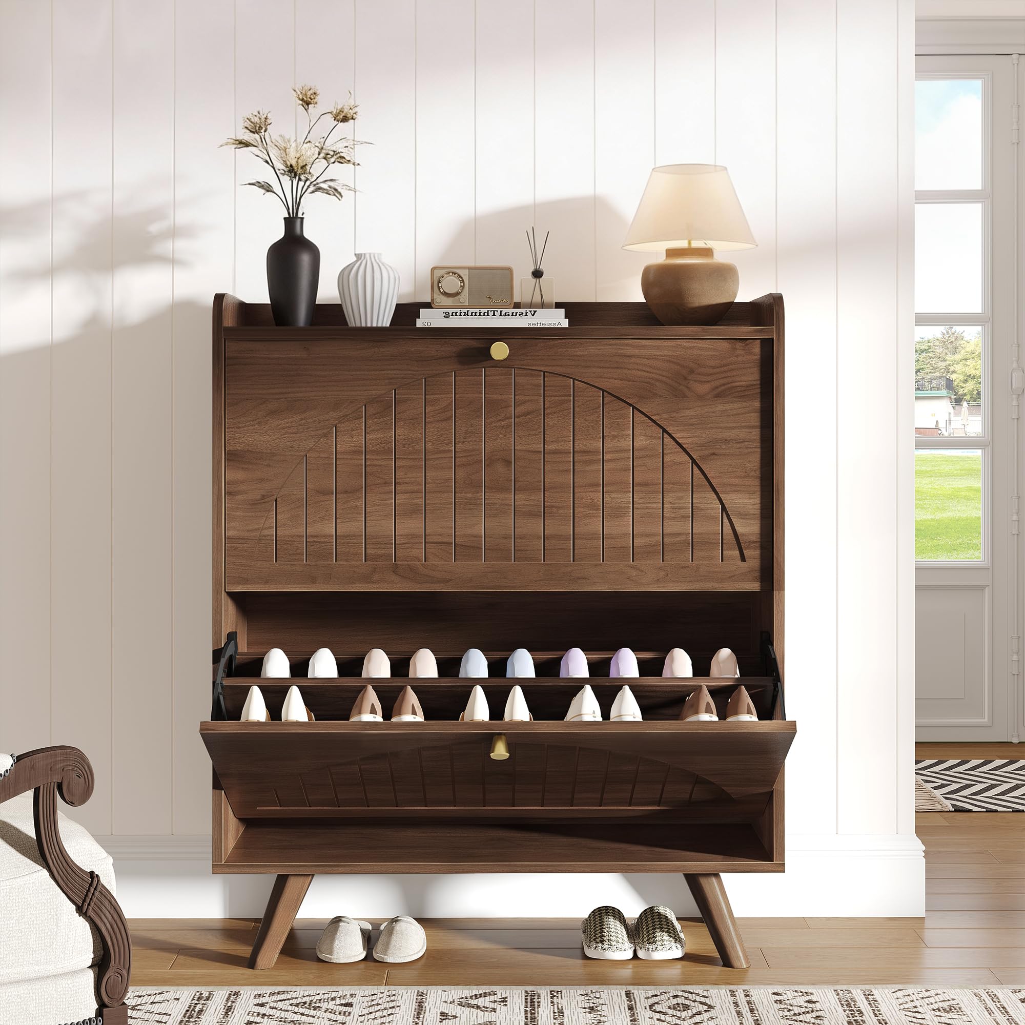 Detailed product dimensions of the Decofy shoe cabinet, showing height, width, and depth measurements.