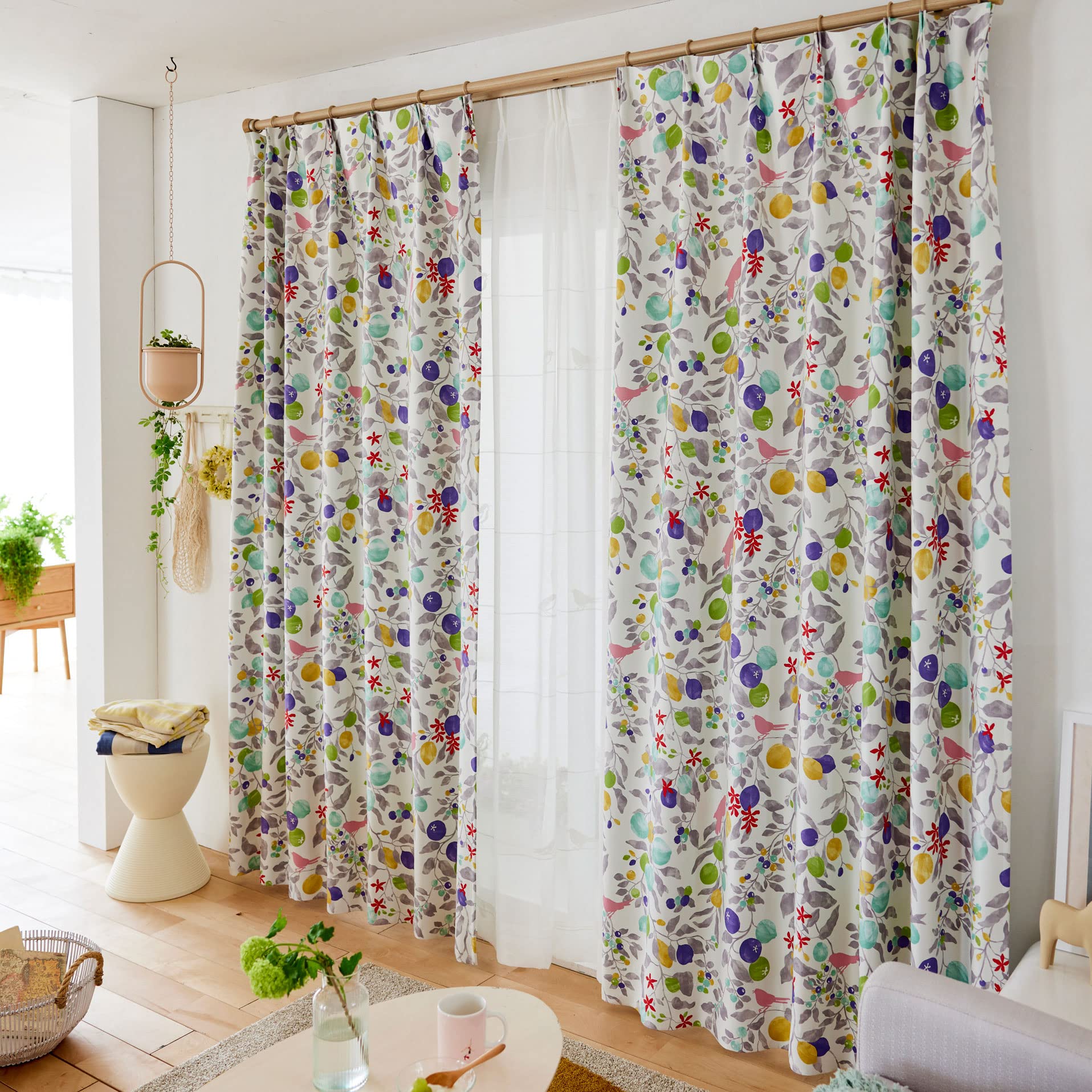 新品✨未開封 カーテン ドレープカーテン 果物柄 100×225 洗濯機で洗える Amazon｜スミノエ(Suminoe) カーテン グレー 100×200cm 洗える