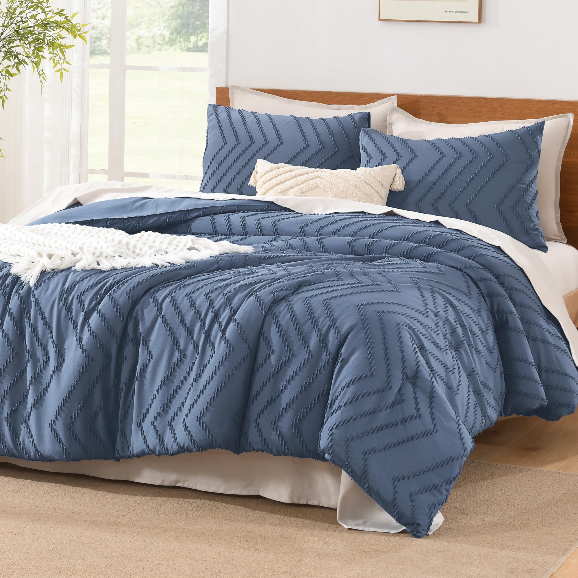 Litanika Oversized King Comforter Set, 3 Pcs Boho Tufted Bedding Set