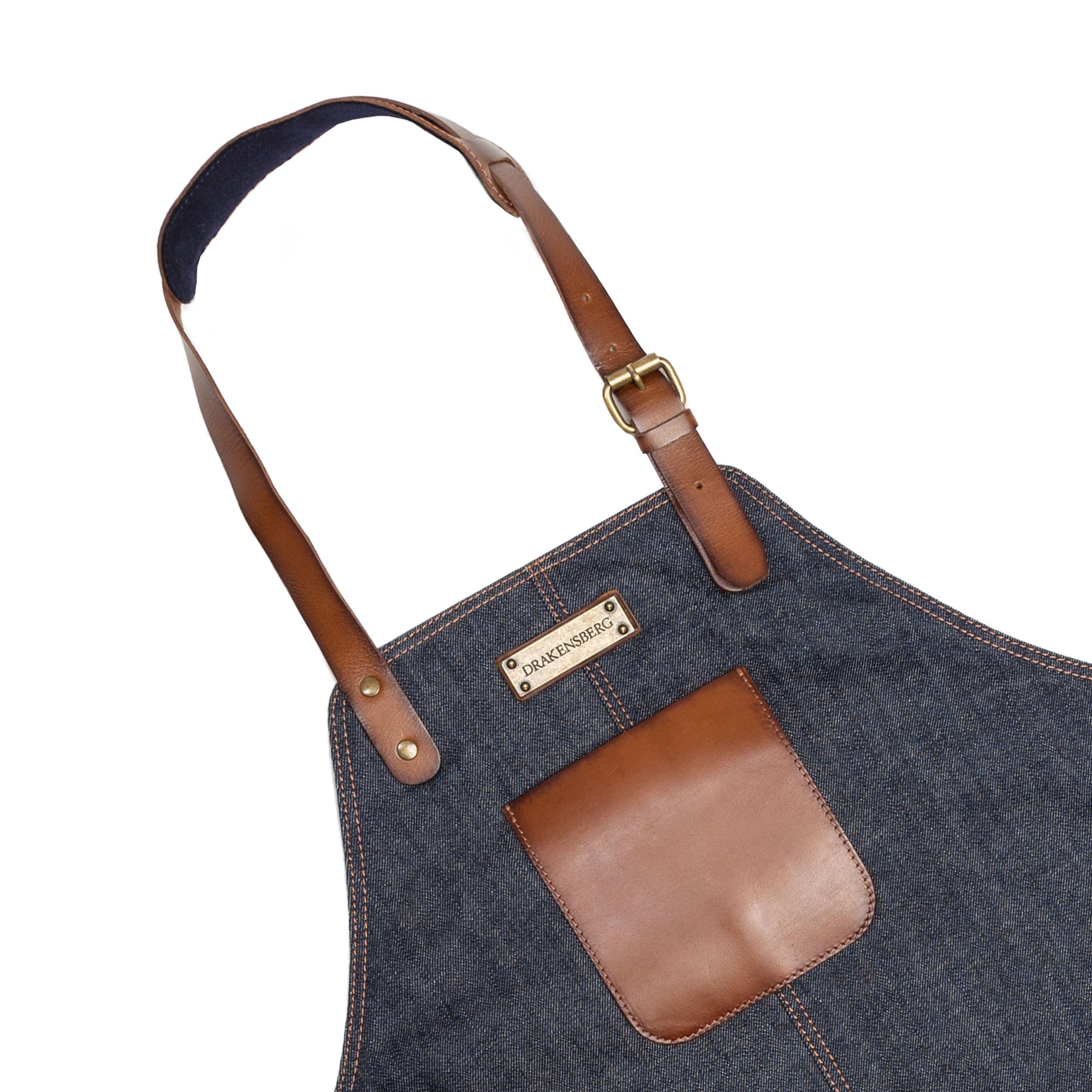 DRAKENSBERG 'Bob' - Delantal BBQ y de cocinero profesional de denim y cuero, para barbacoa, gastro, bar, barista, regalo para hombres, sostenible hecho a mano, retro-vintage, azul, marrón, DR00283