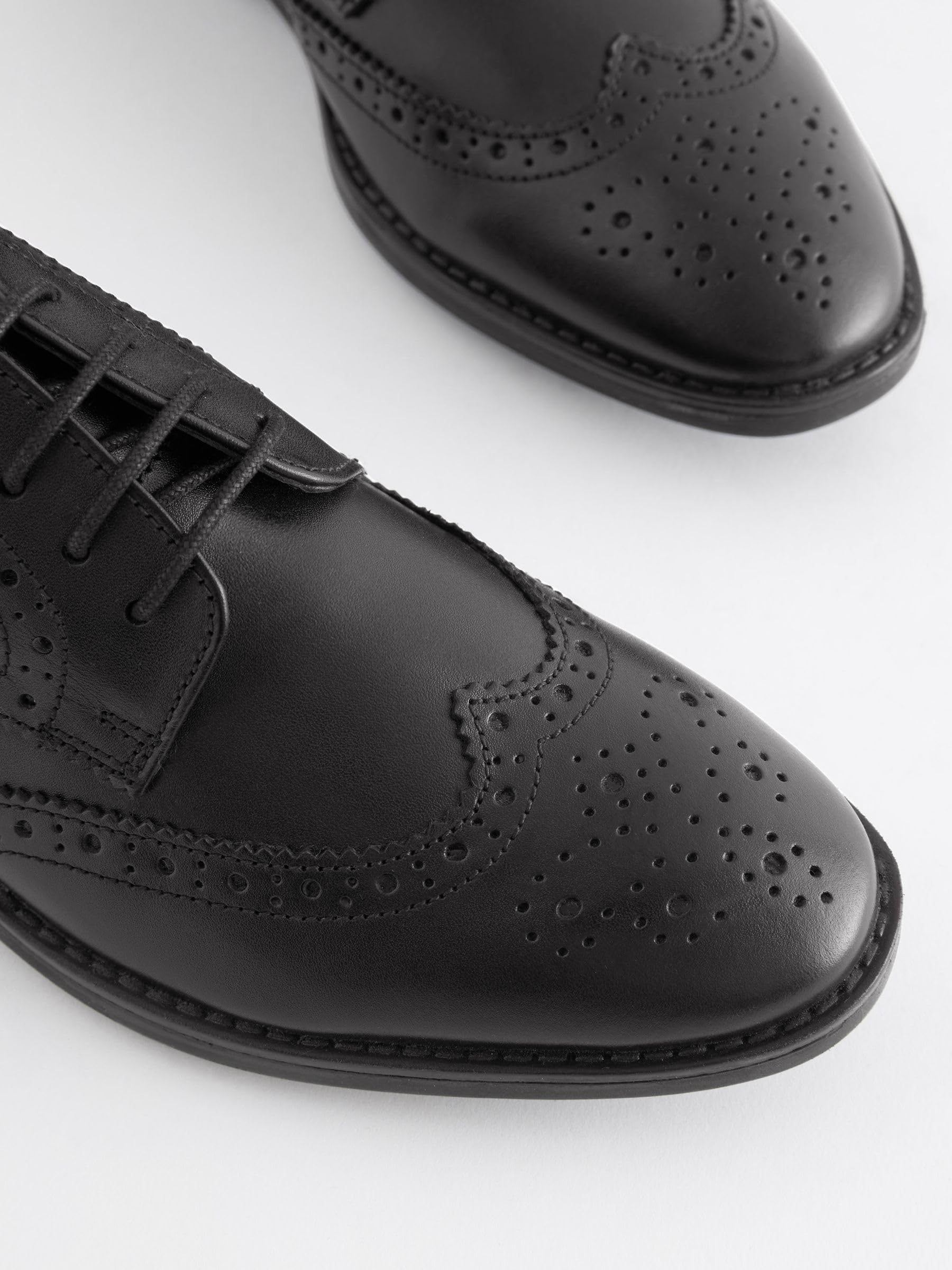 NEXT Garçon Chaussures Richelieu en Cuir à Lacets pour l’école