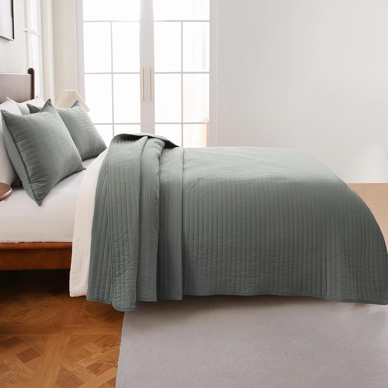 100% Cotton Quilt Set Oversized King Size - Soft Lightweight Stripe Bedding Set, Classic Comforter Set for All Season with 2 Shams, Oversized Bedspread Coverlet, 120 x120 inches - Image 2