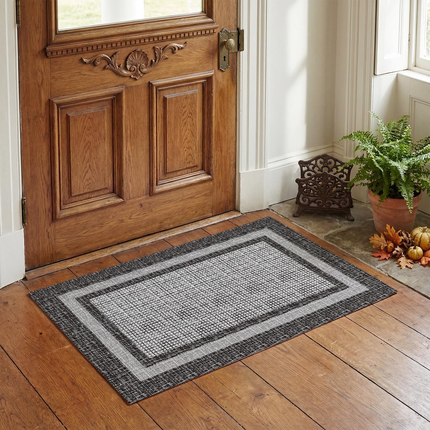 Artoid Mode Black Rectangle Plaid Washable Doormat, Seasonal Decor Non Slip Low-Profile Absorbent Natural Rubber Back Door Mat 24x35 Inch