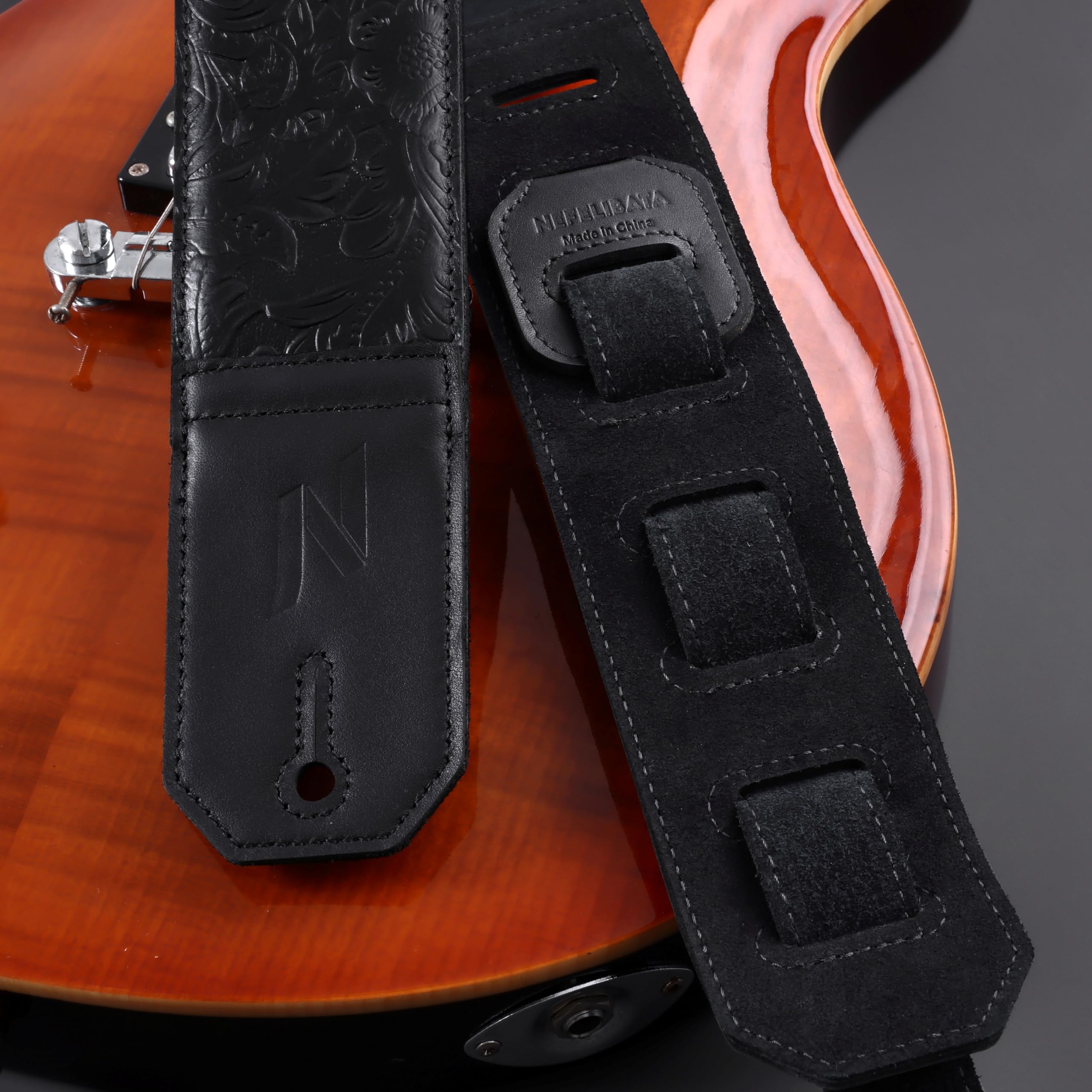 Nefelibata sangle de guitare, 2.3 » large pleine fleur sangle de guitare en cuir avec un rembourrage doux pour guitare basse, électrique et acoustique (Noir)