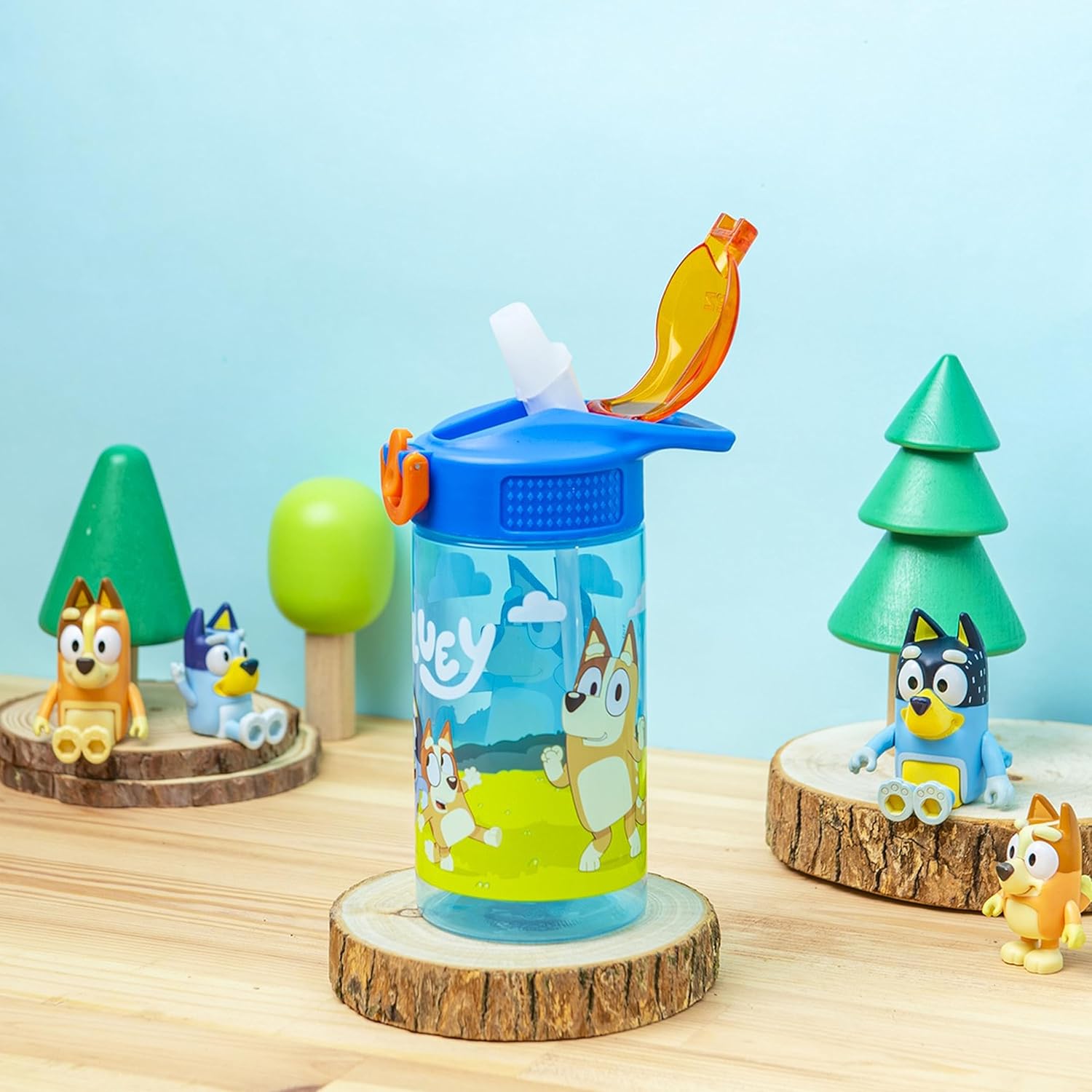 Zak Designs Bluey Nesting Tumbler Set, 4pk Includes Durable Plastic Cups and 2pk Leak-Proof Water Bottles for Kids with Bluey Artwork