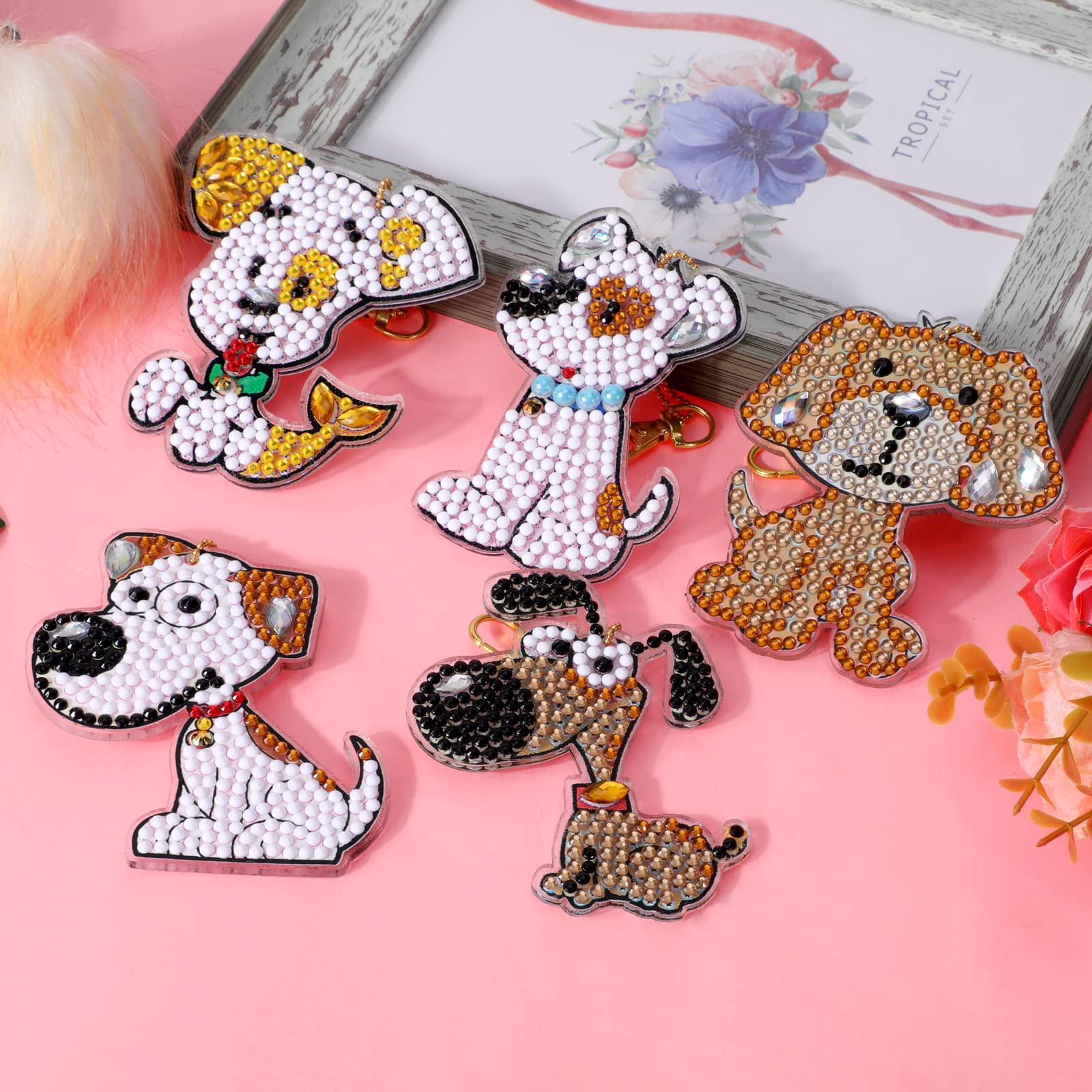 Gukasxi 5 stuks 5D DIY dieren diamond painting sleutelhangers, dubbelzijdig diamantschilderij hanger strass geplakt diamant schilderij sleutelhanger borduurwerk kunst handwerk voor meisjes jongens Gukasxi 5 stuks 5D DIY dieren diamond painting sleutelhangers, dubbelzijdig diamantschilderij hanger strass geplakt diamant schilderij sleutelhanger borduurwerk kunst handwerk voor meisjes jongens