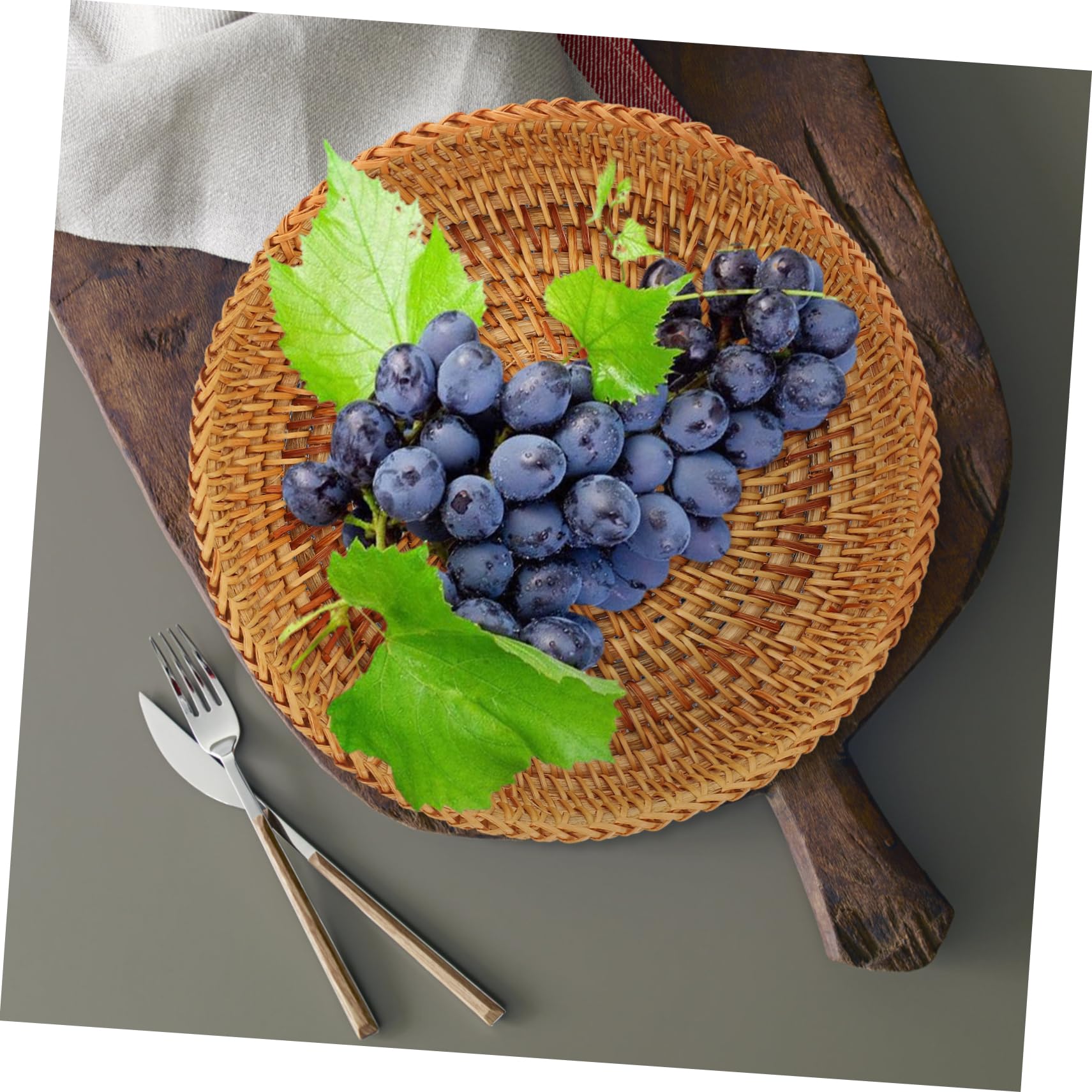 HEALLILY Tabletop Woven Rattan Basket Round Storage Holder for Fruits Snacks and Bread Elegant Kitchen Decor for Home Hotel and Shop Use
